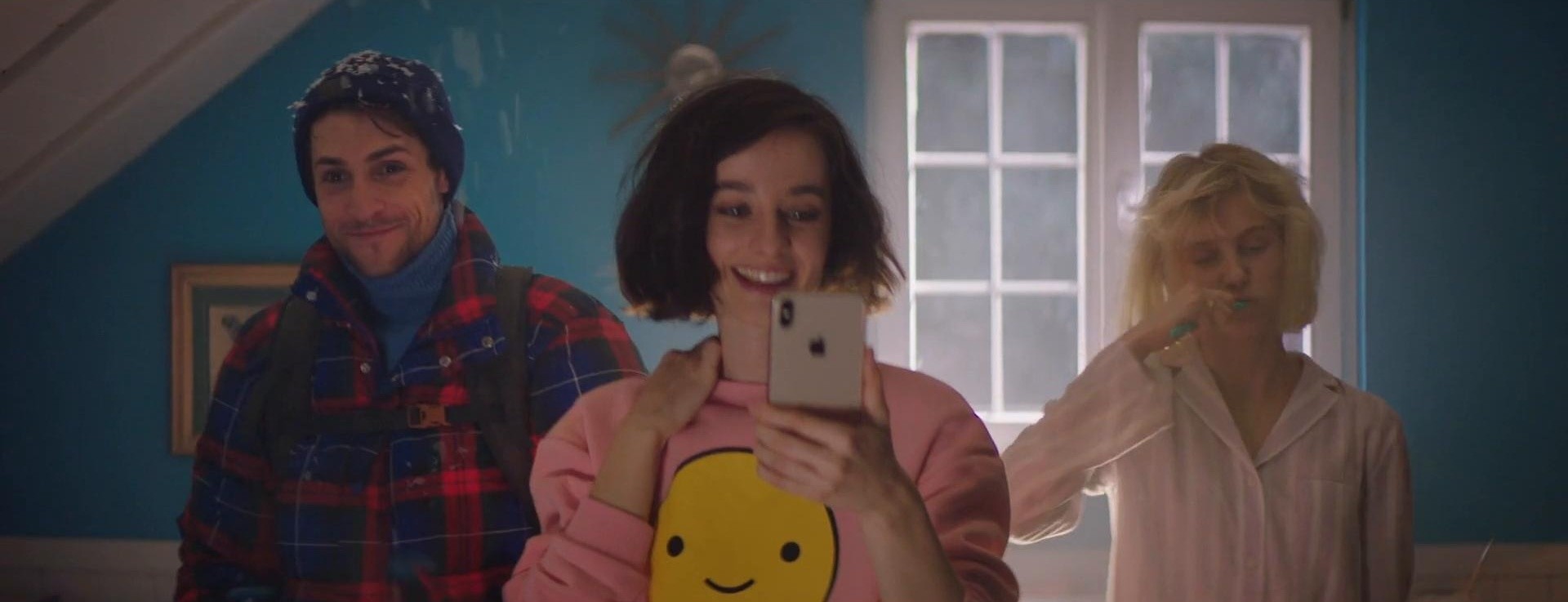 APPLE (2019) —  shot,  lighting