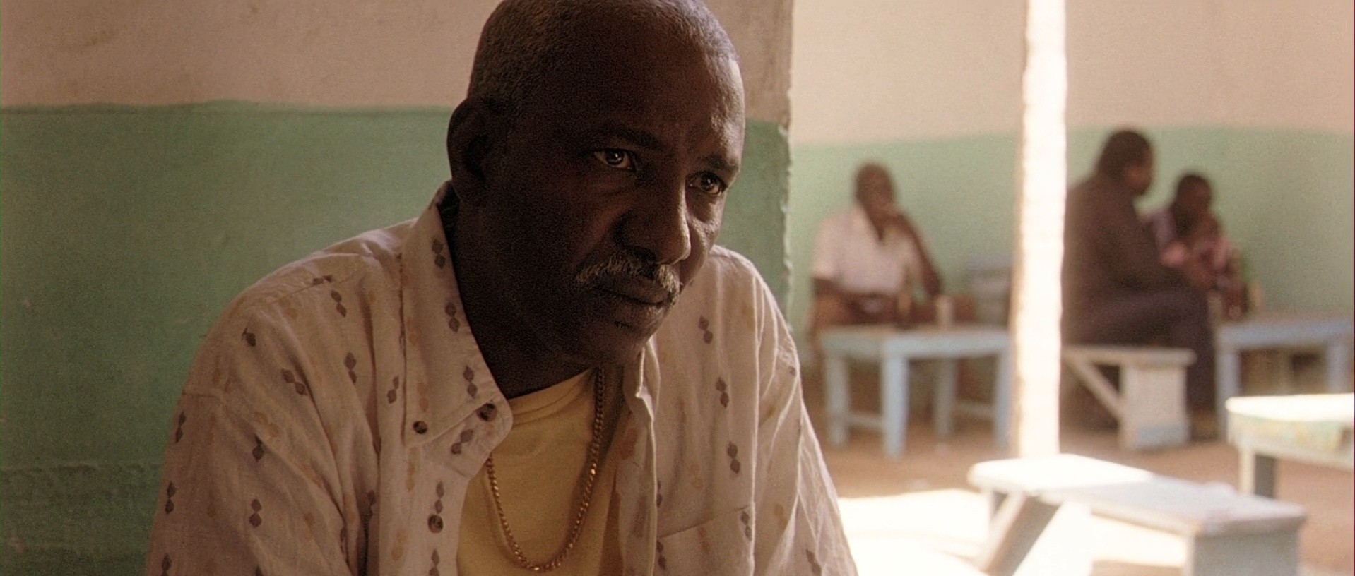 A Screaming Man (2011) —  shot,  lighting