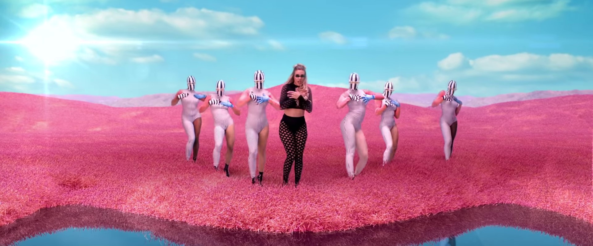 Hit It (2021) —  shot,  lighting