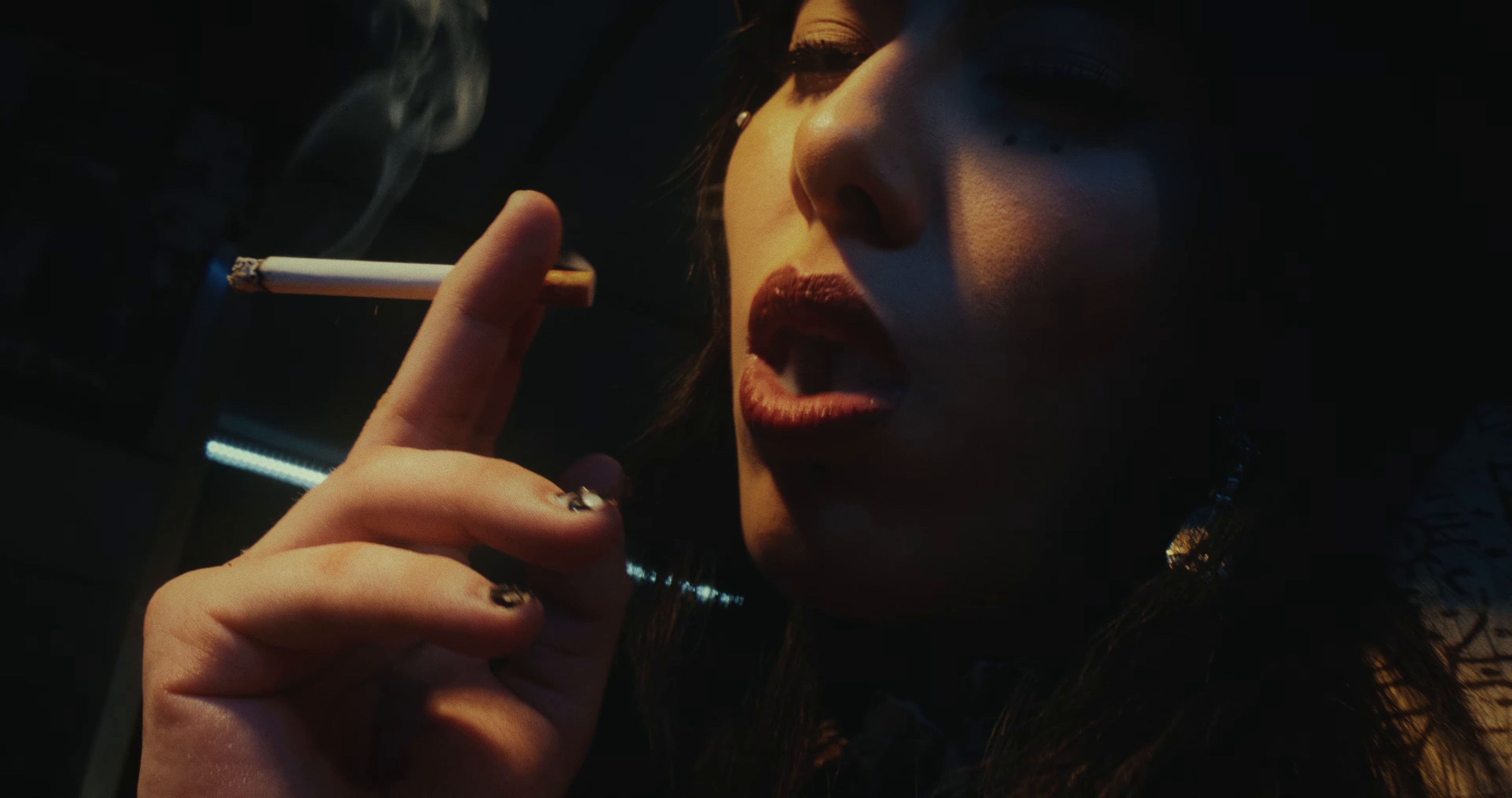 VAQUERITAS (2025) —  shot,  lighting