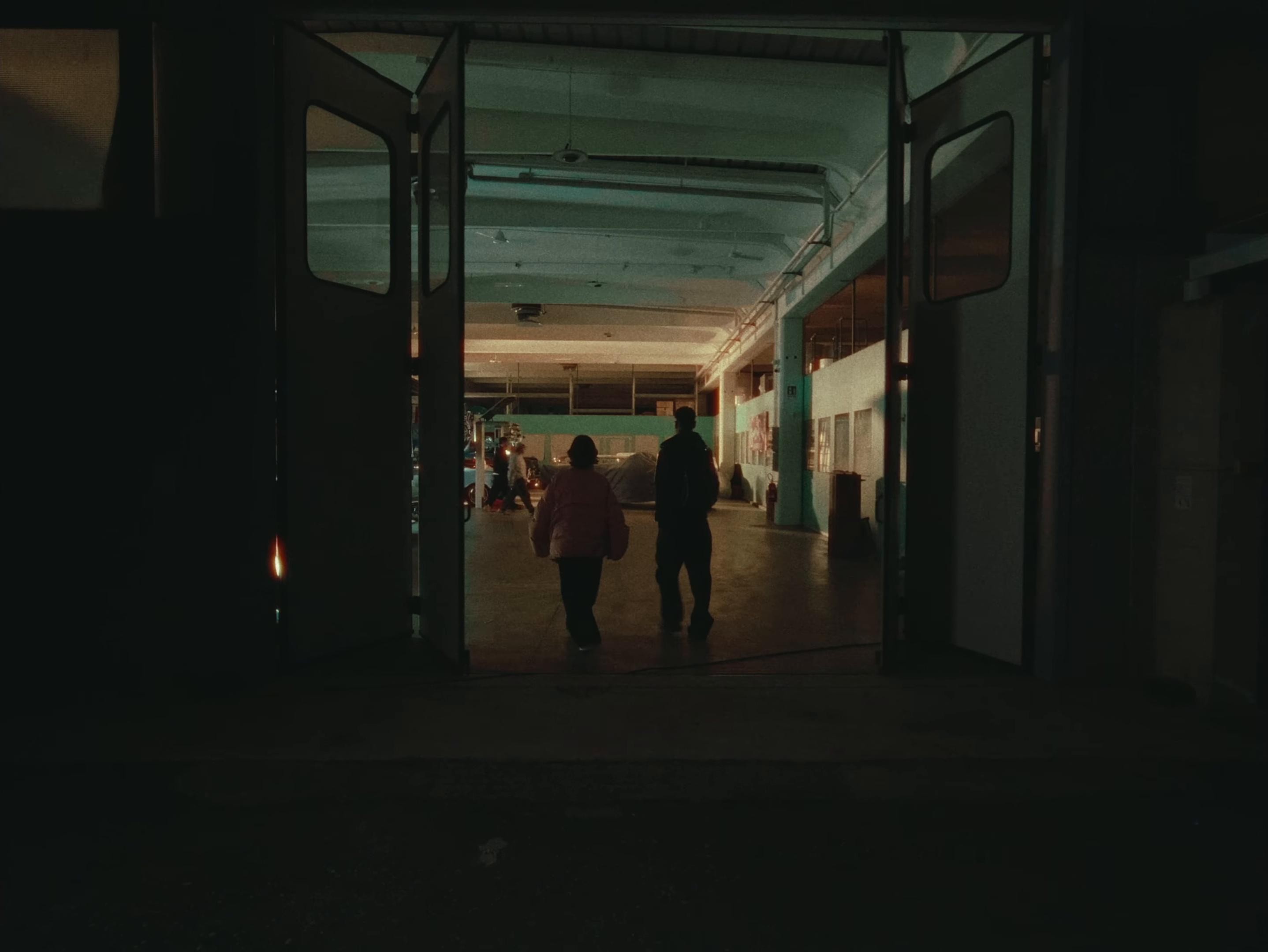 FEBBRE DELL'ORO (2025) —  shot,  lighting