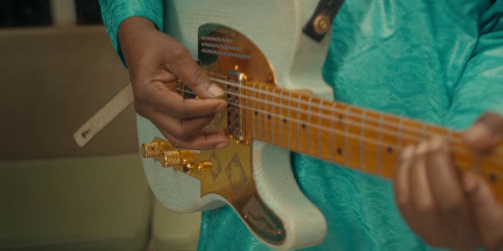 Mon Cheri (2021) —  shot,  lighting