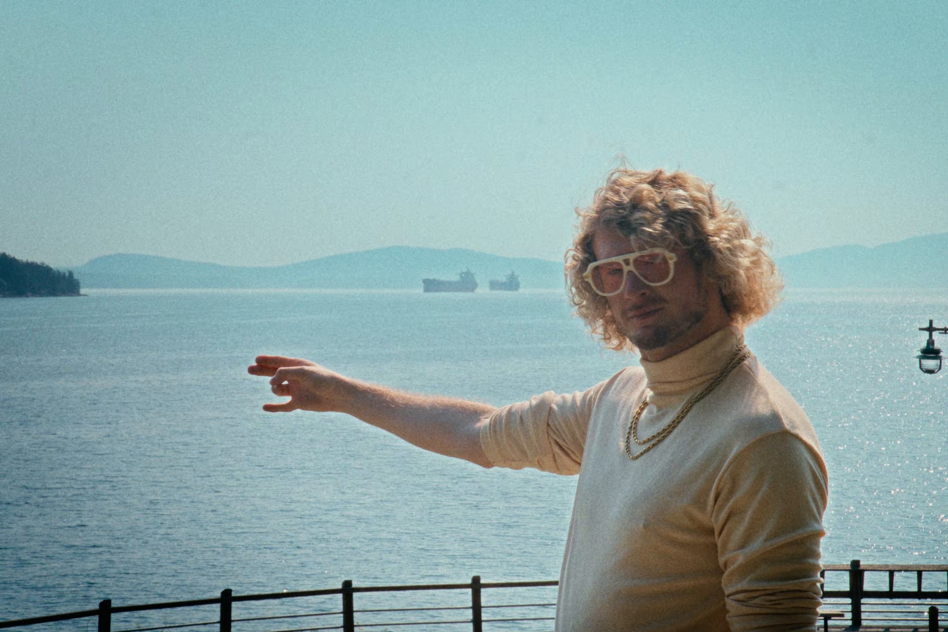 Debbie (2025) —  shot,  lighting