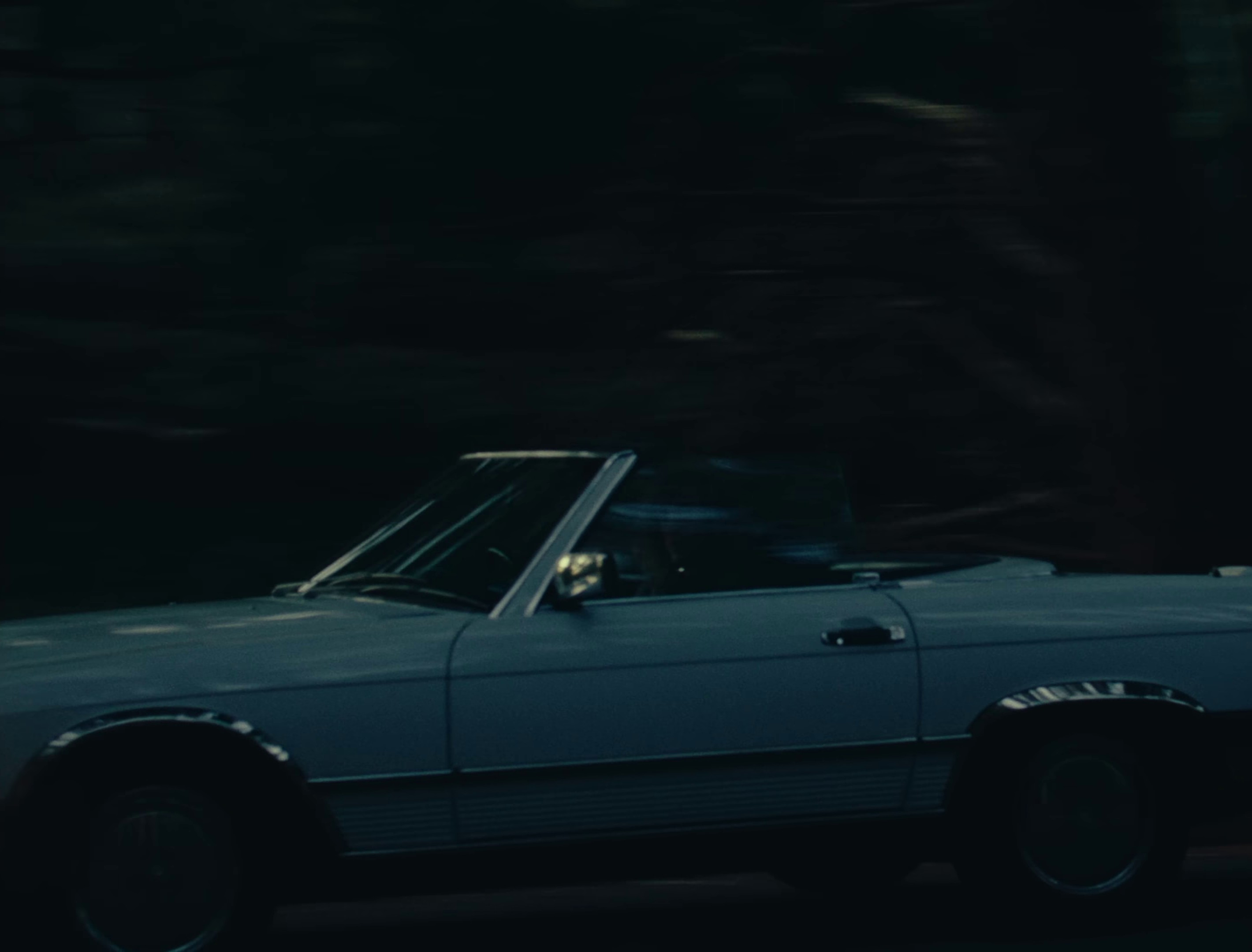 Bad radio  (2022) —  shot,  lighting