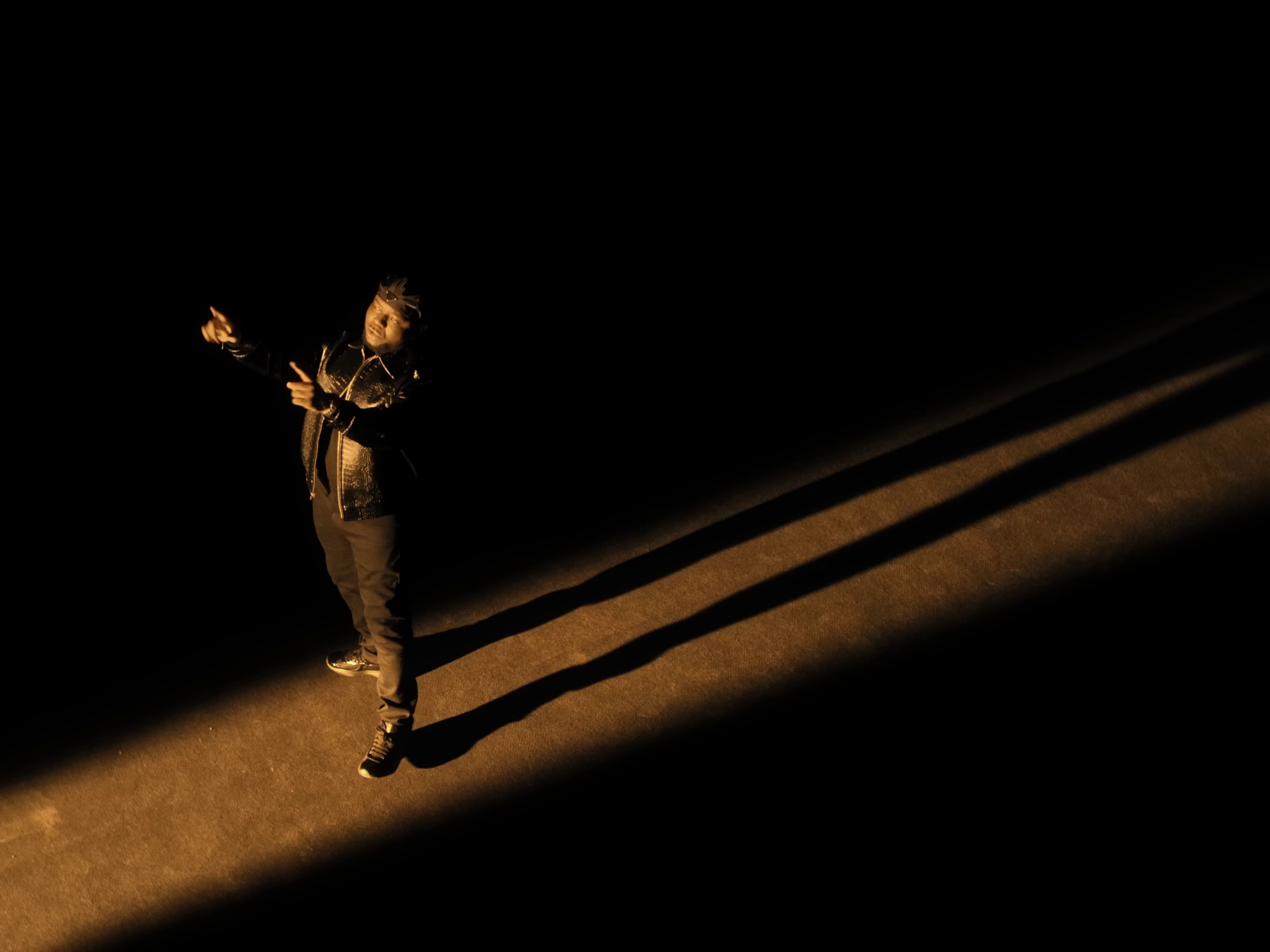 Joli (2022) —  shot,  lighting