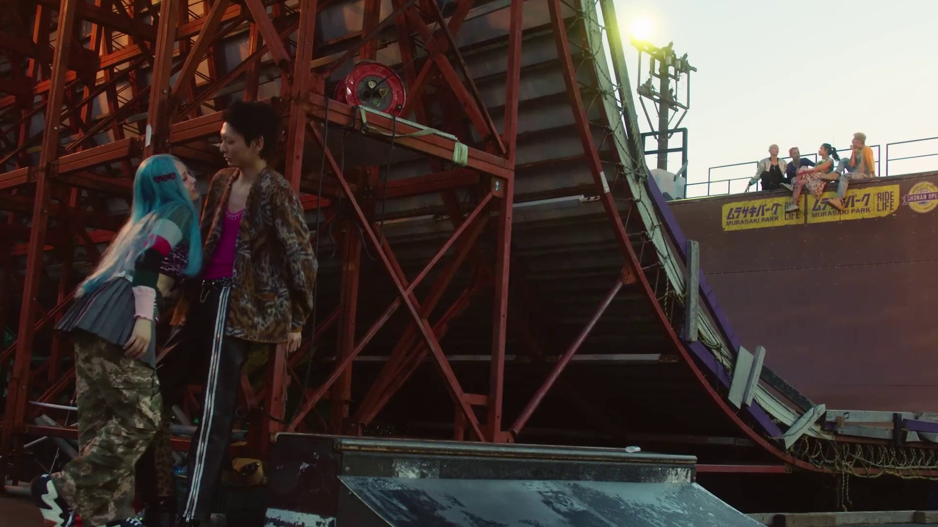 Mirror (2022) —  shot,  lighting