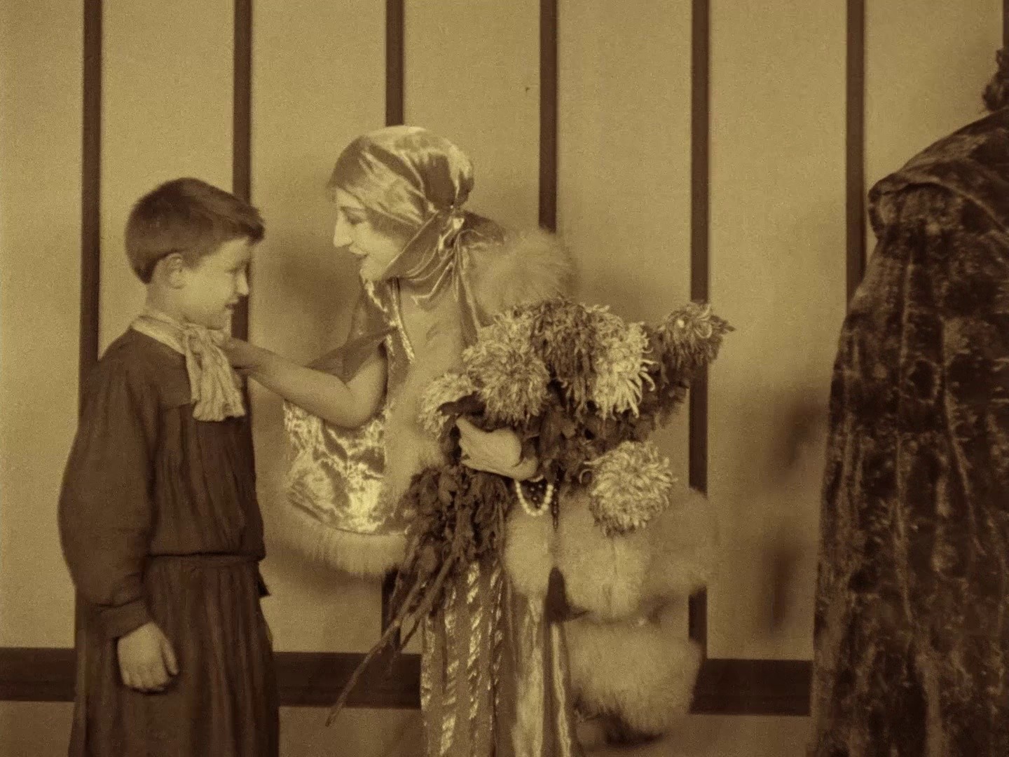 L'inhumaine (1924) —  shot,  lighting