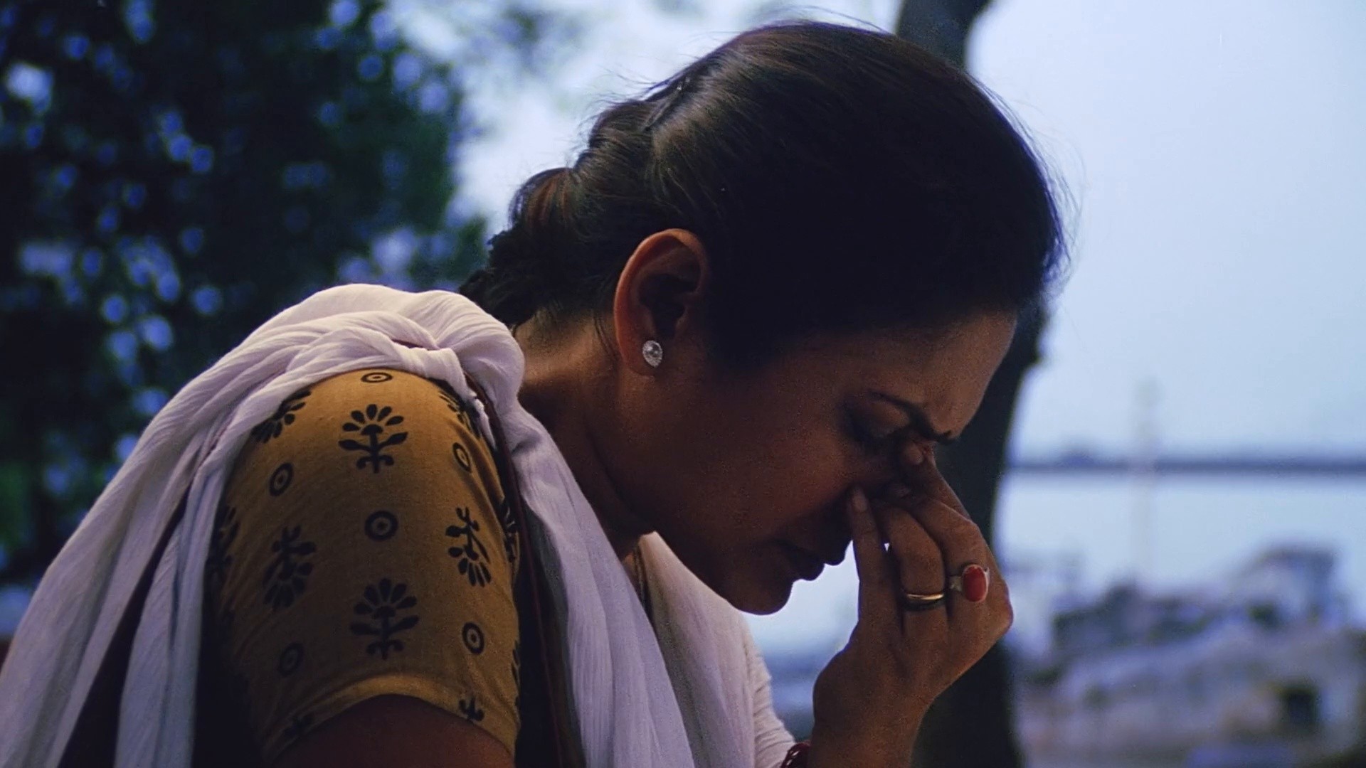 Shubho Mahurat (2003) —  shot,  lighting