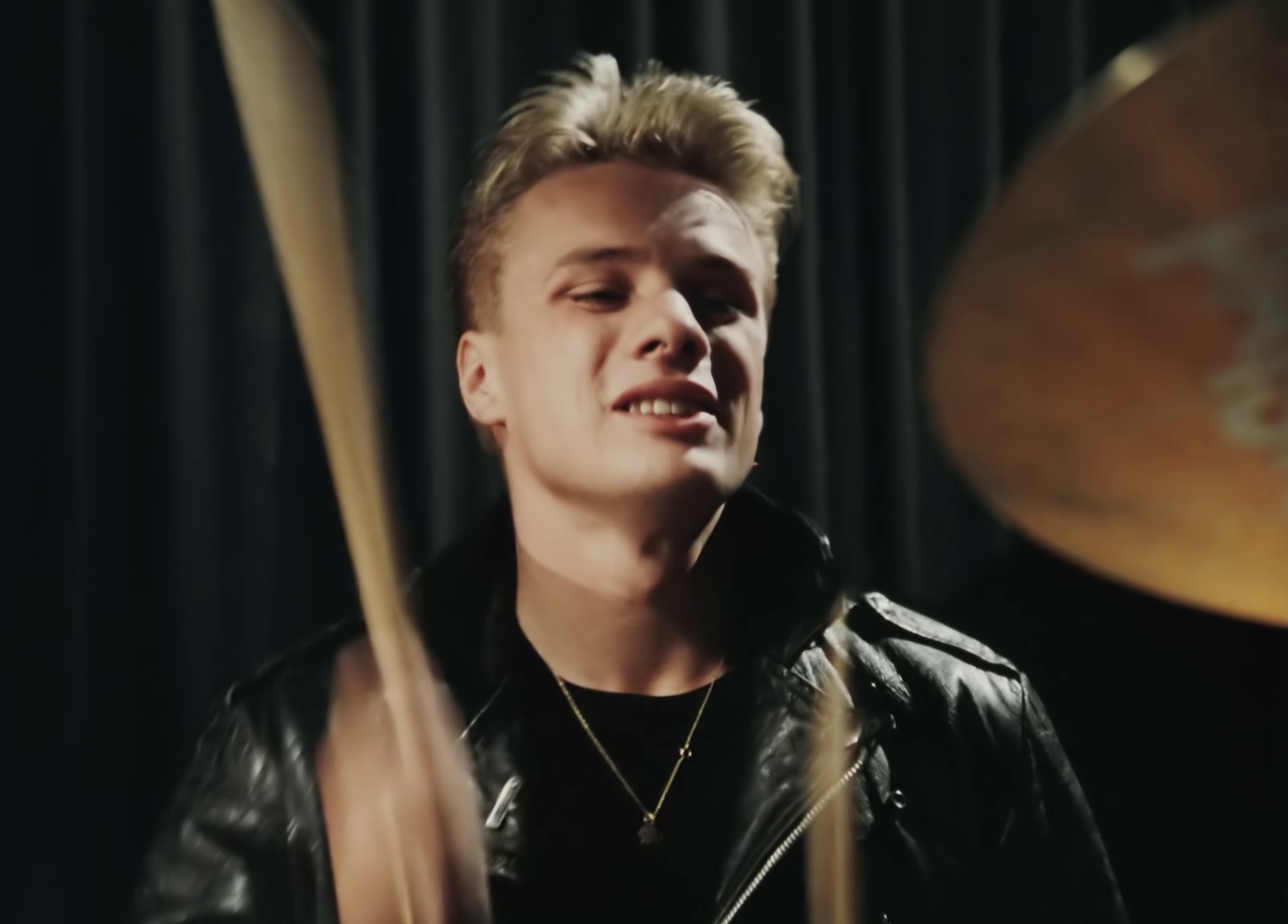 Pride (In The Name Of Love) (1984) —  shot,  lighting