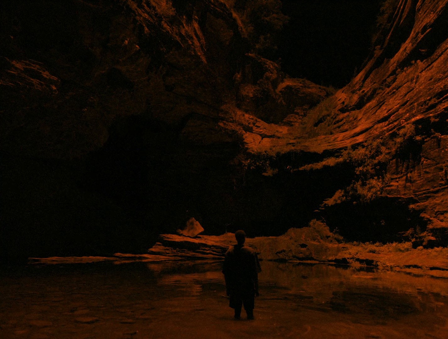 Solo by LOEWE (2024) —  shot,  lighting