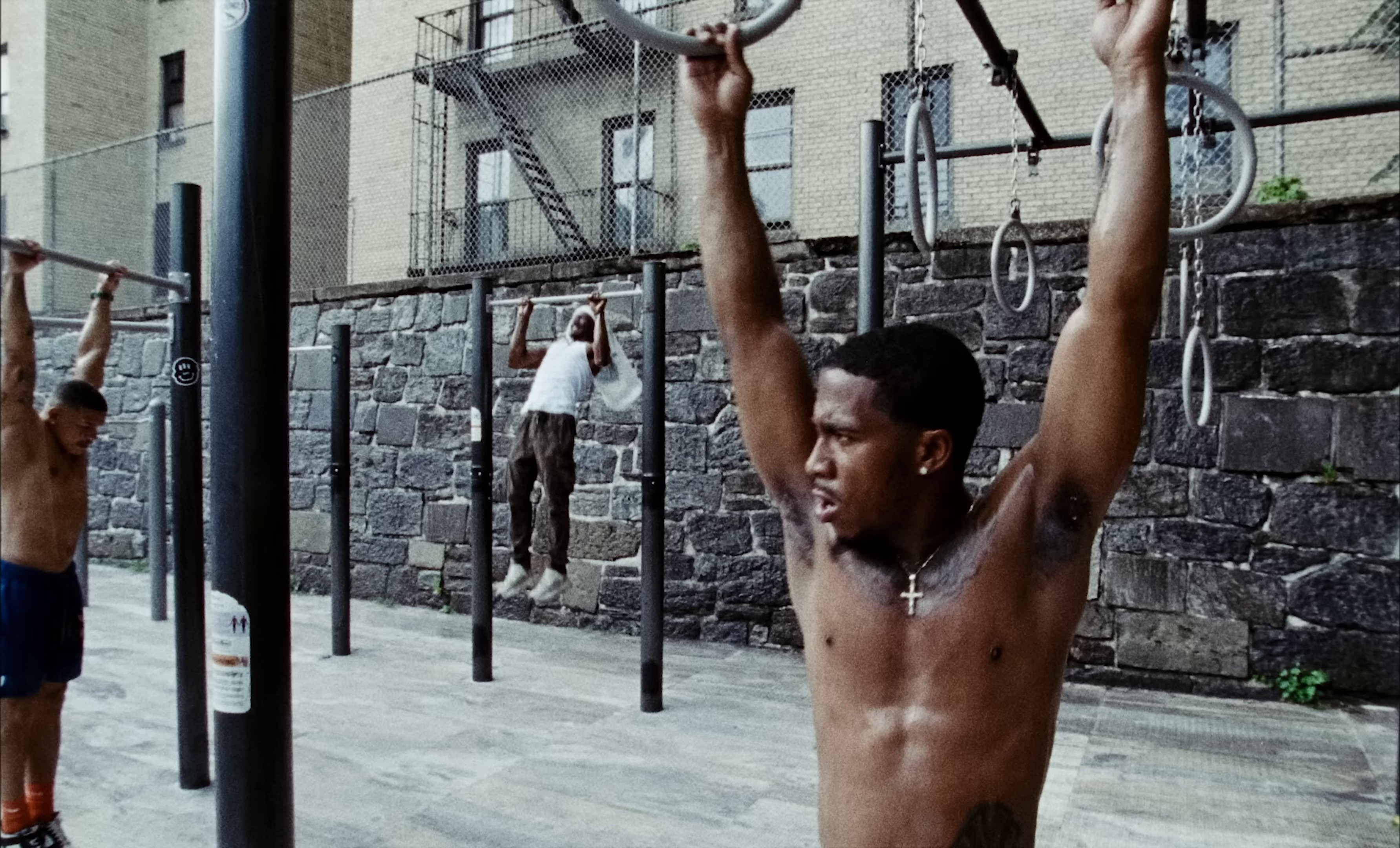 Noventa (2025) —  shot,  lighting