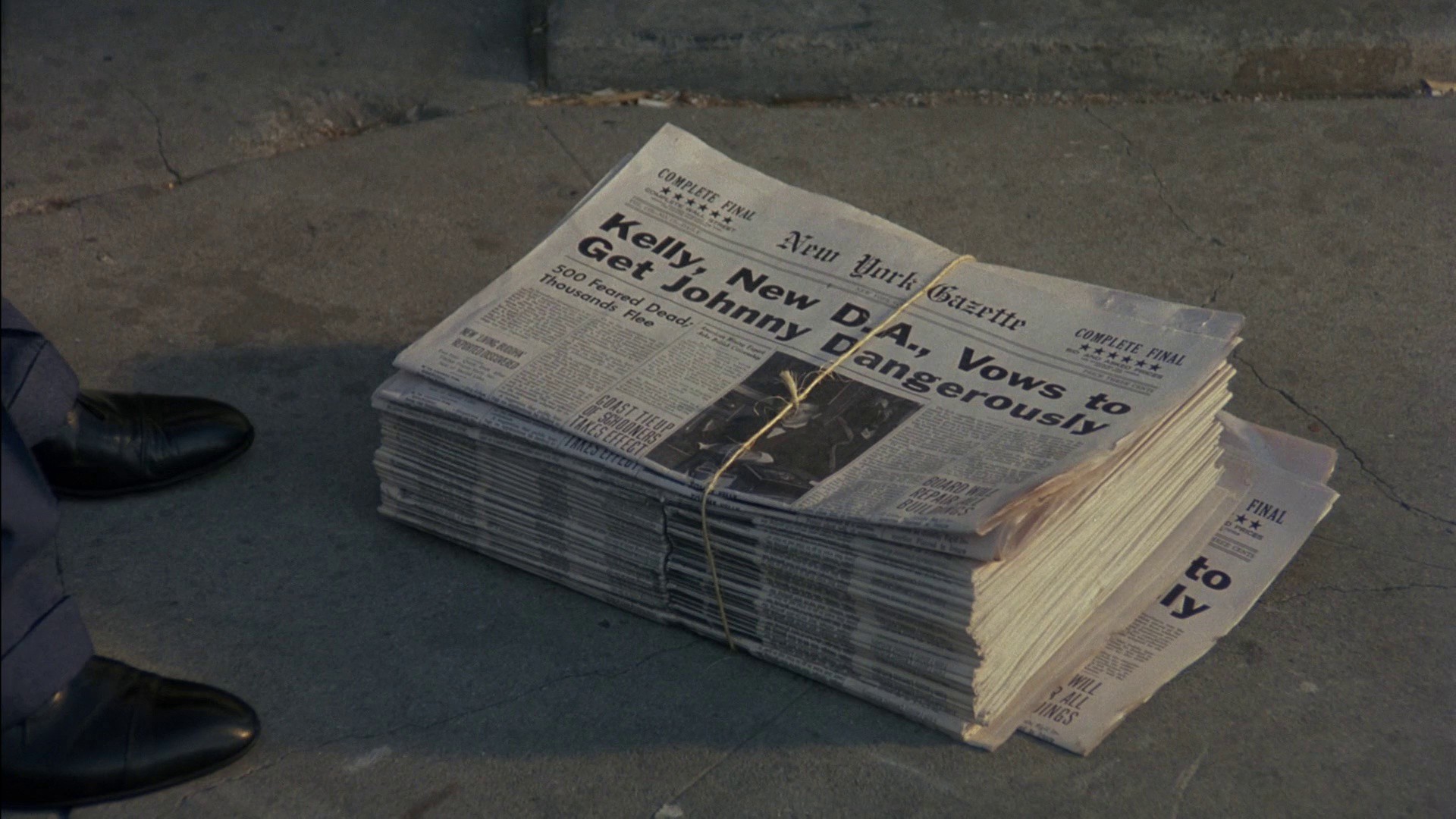 Johnny Dangerously (1984) —  shot,  lighting