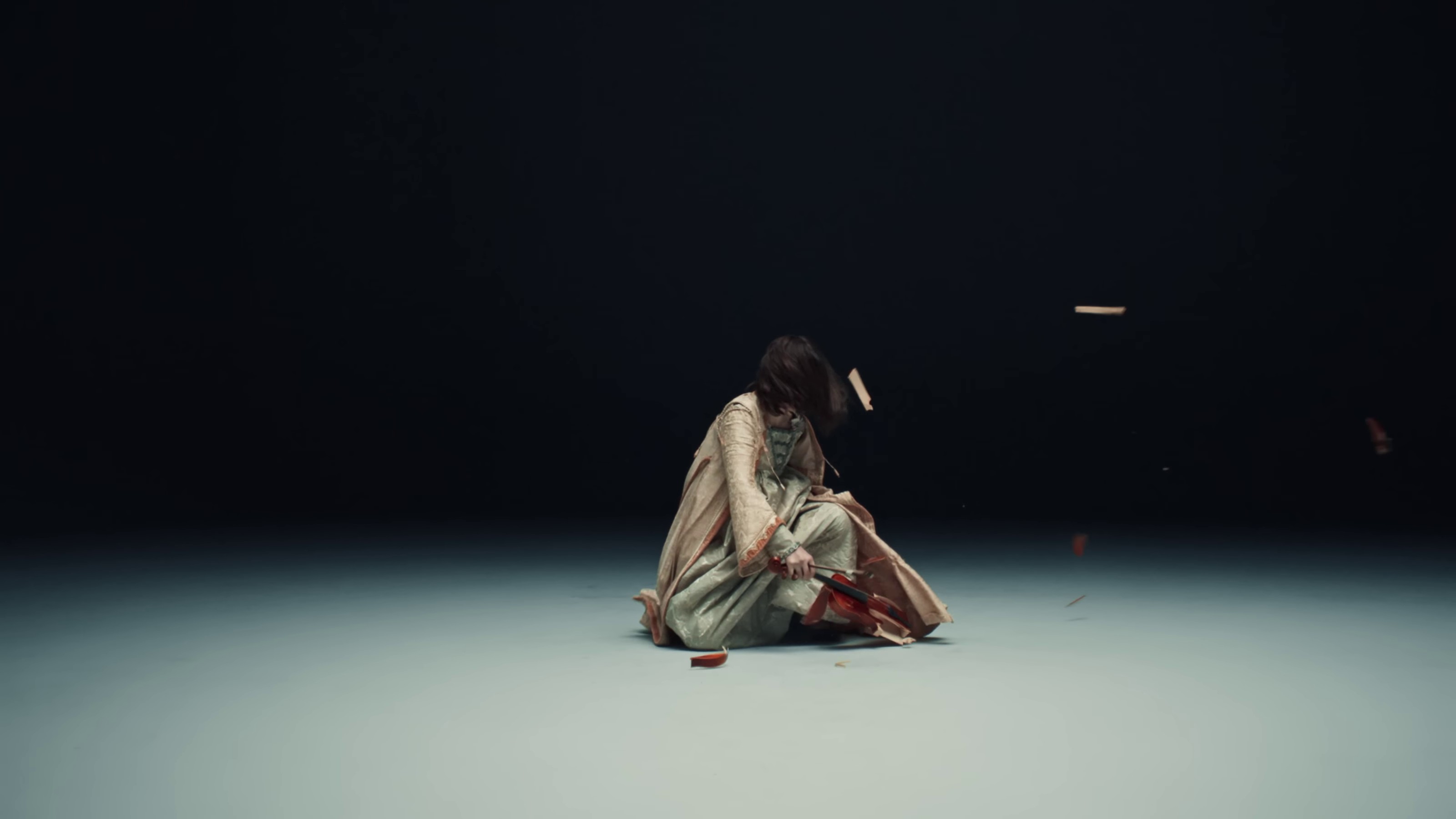 Twin Sisters (2023) —  shot,  lighting