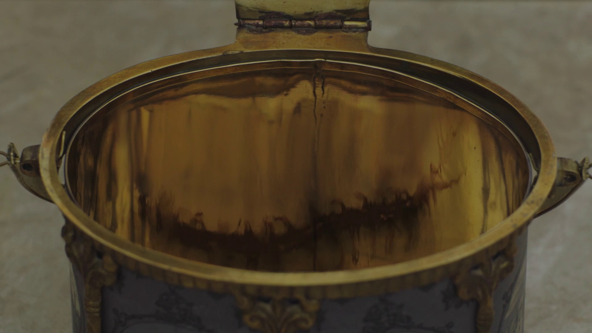 The Red Door (2018) —  shot,  lighting