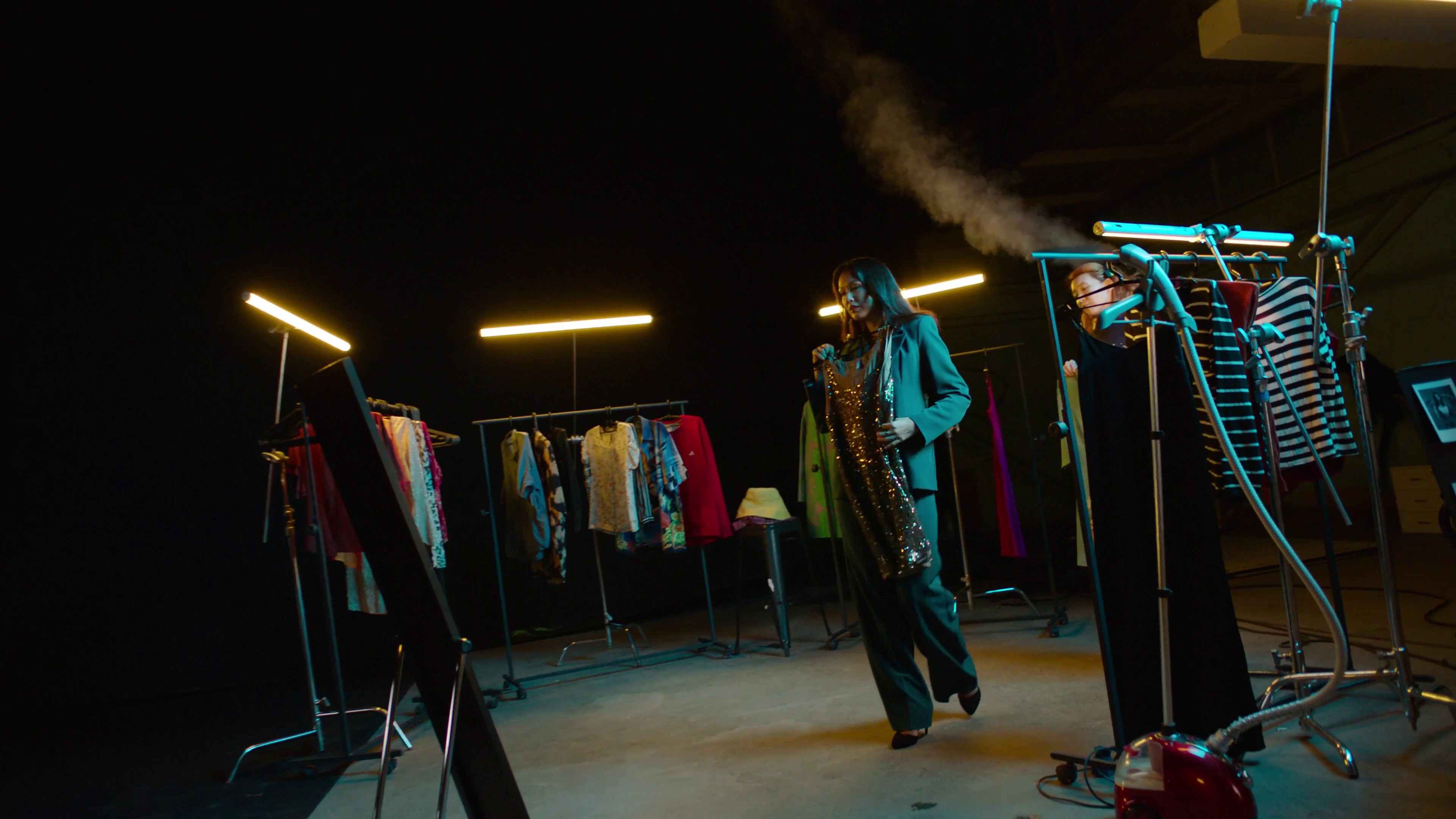 Exeed Rx (2024) —  shot,  lighting