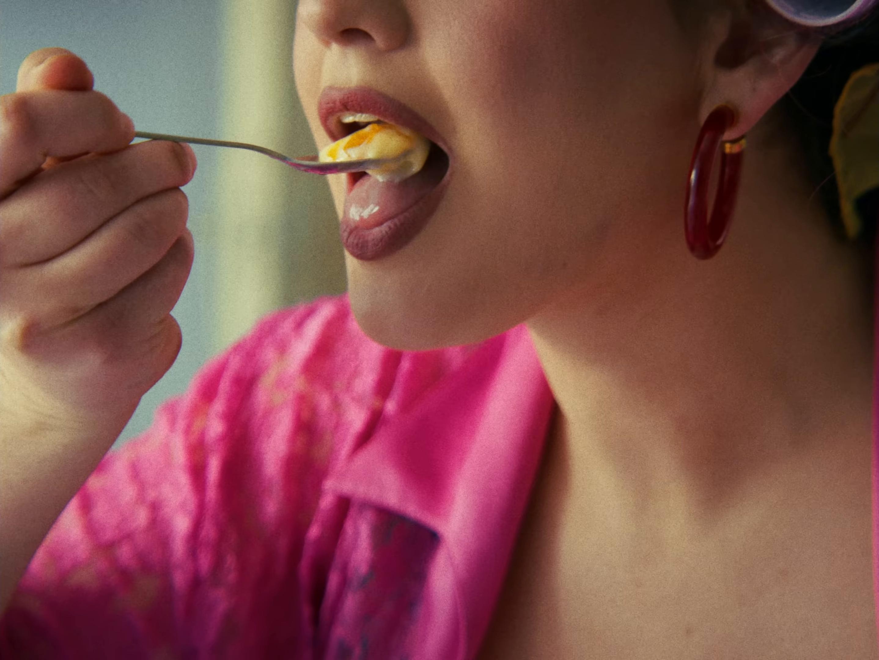 El Vecino de Bea (2025) —  shot,  lighting