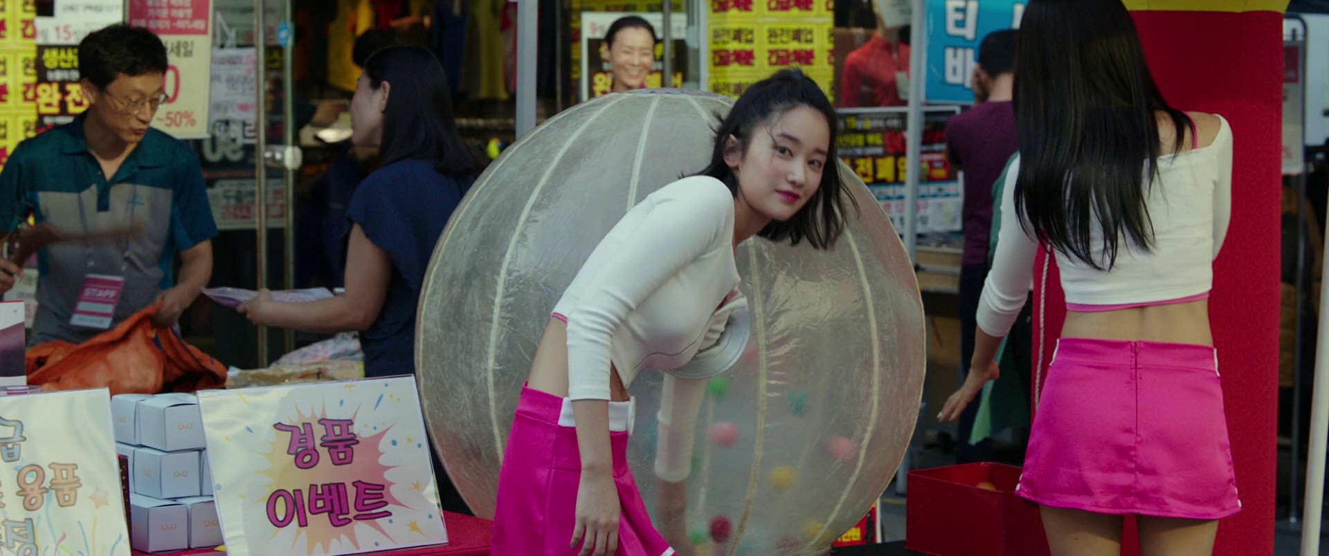 Burning (2018) —  shot,  lighting