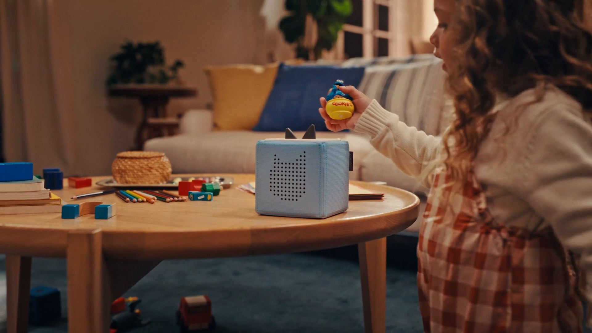 TONIES_HOLIDAY24_OLAF_WINNIE_60s_1080p_16x9_H264_DIGITAL (2024) —  shot,  lighting