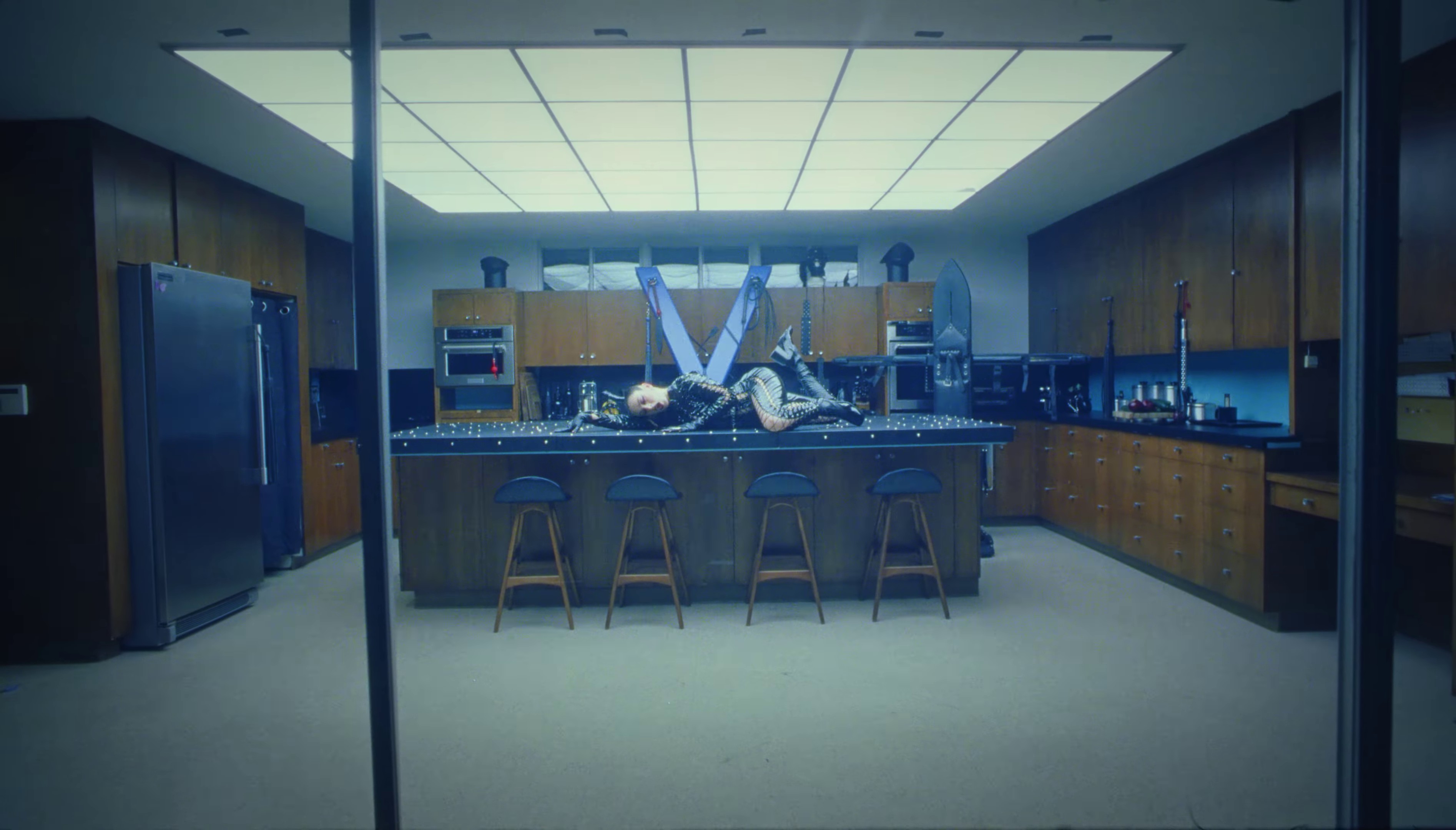 Used To Know Me (2022) —  shot,  lighting