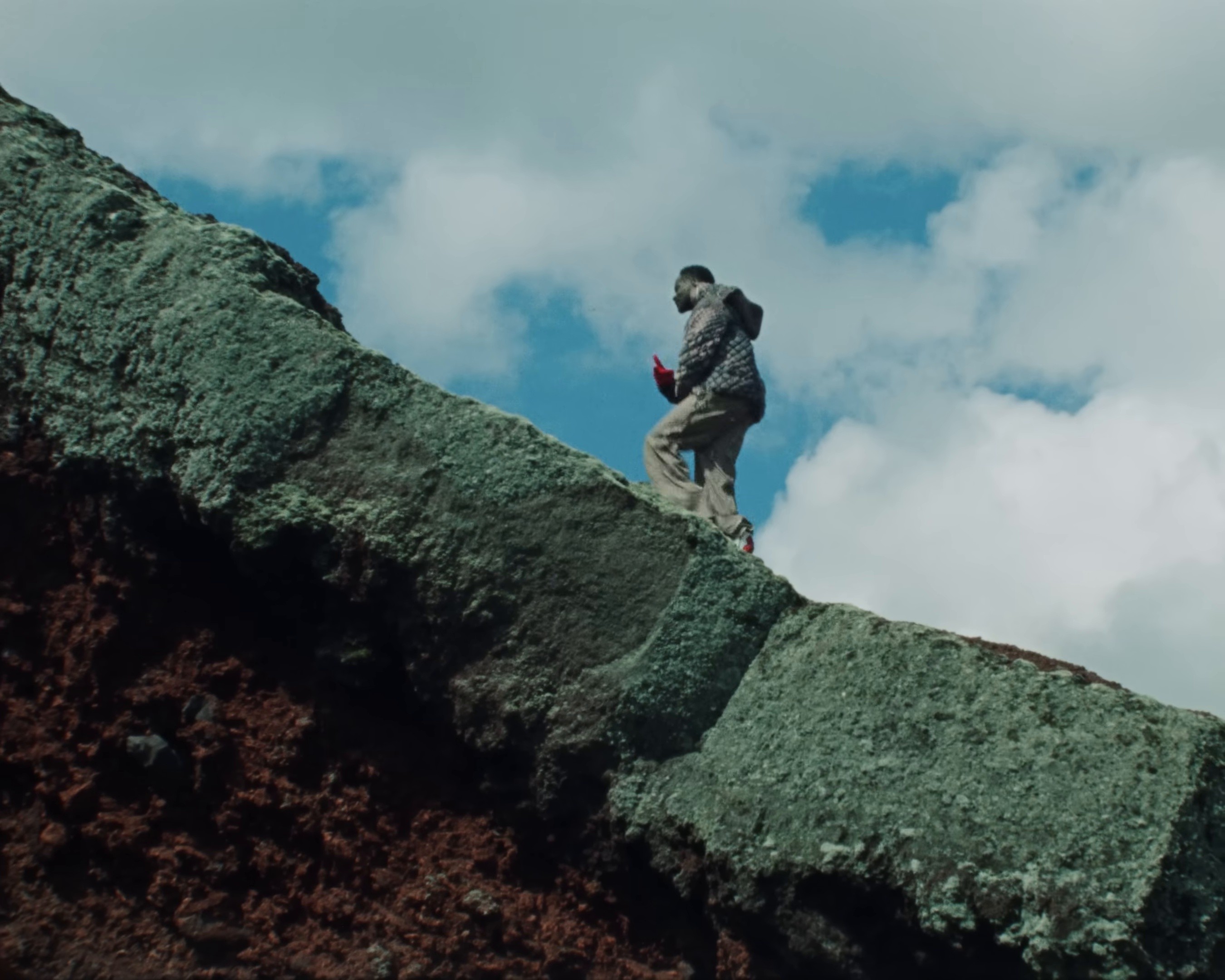 Corny (2025) —  shot,  lighting