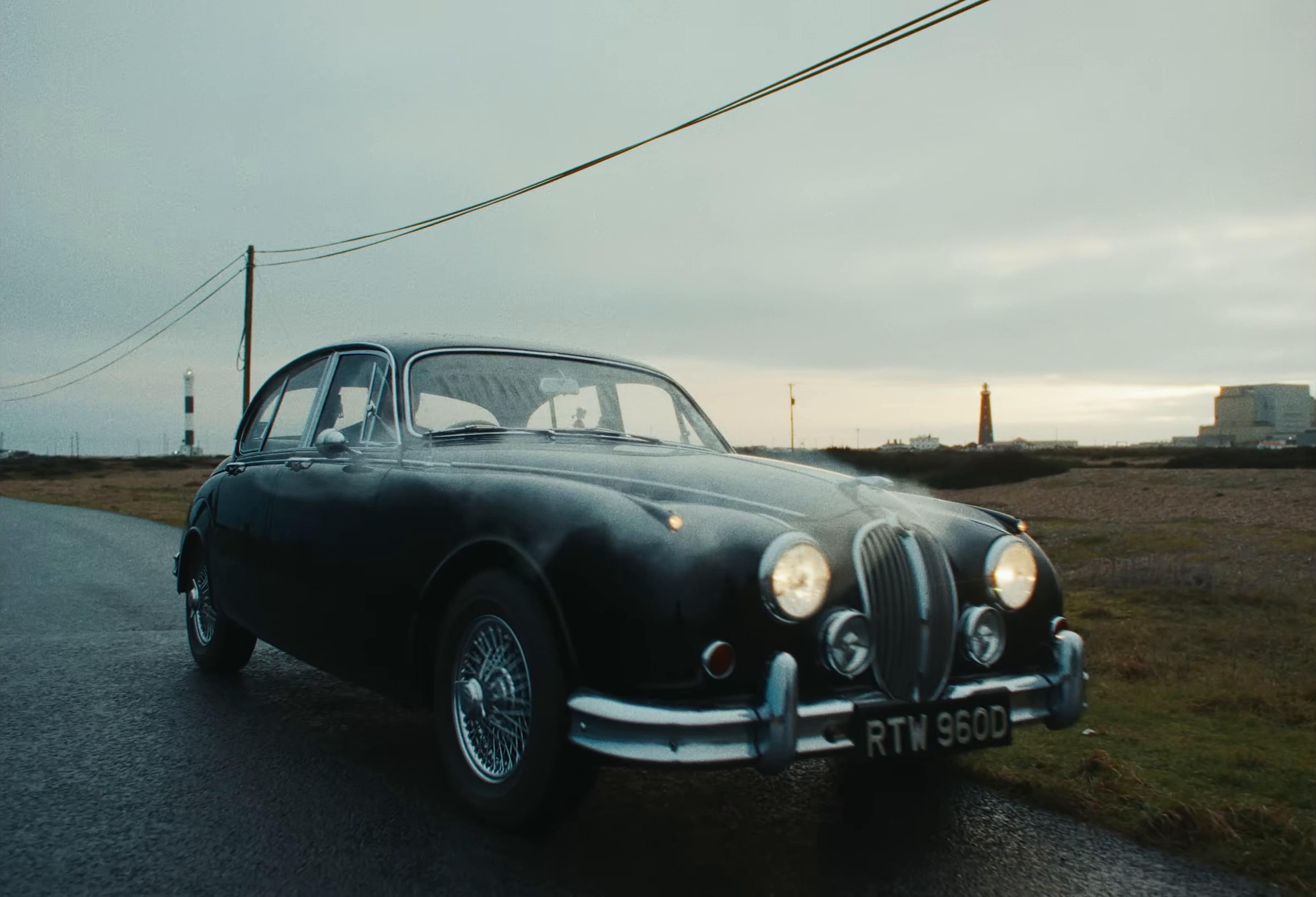 Excuses For Love (2026) —  shot,  lighting