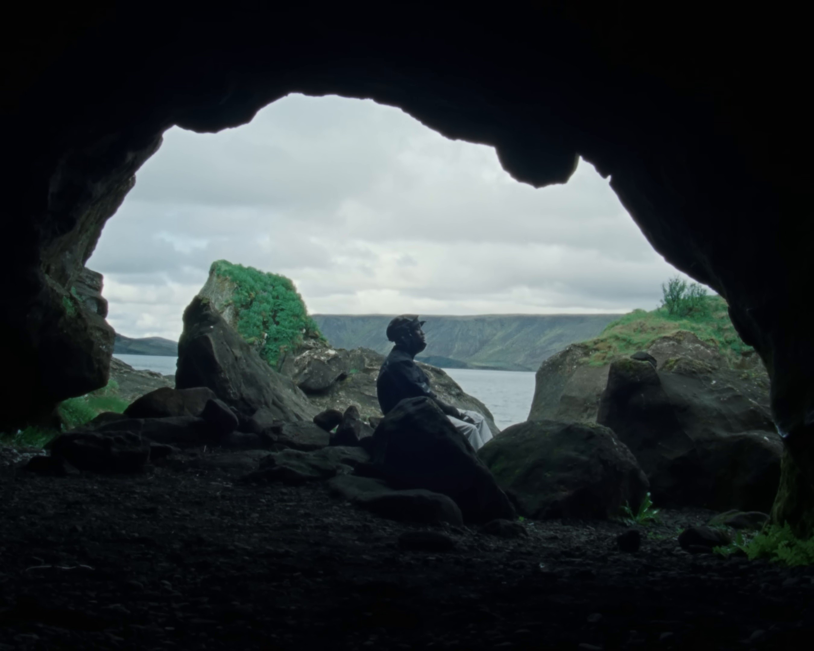 Corny (2025) —  shot,  lighting