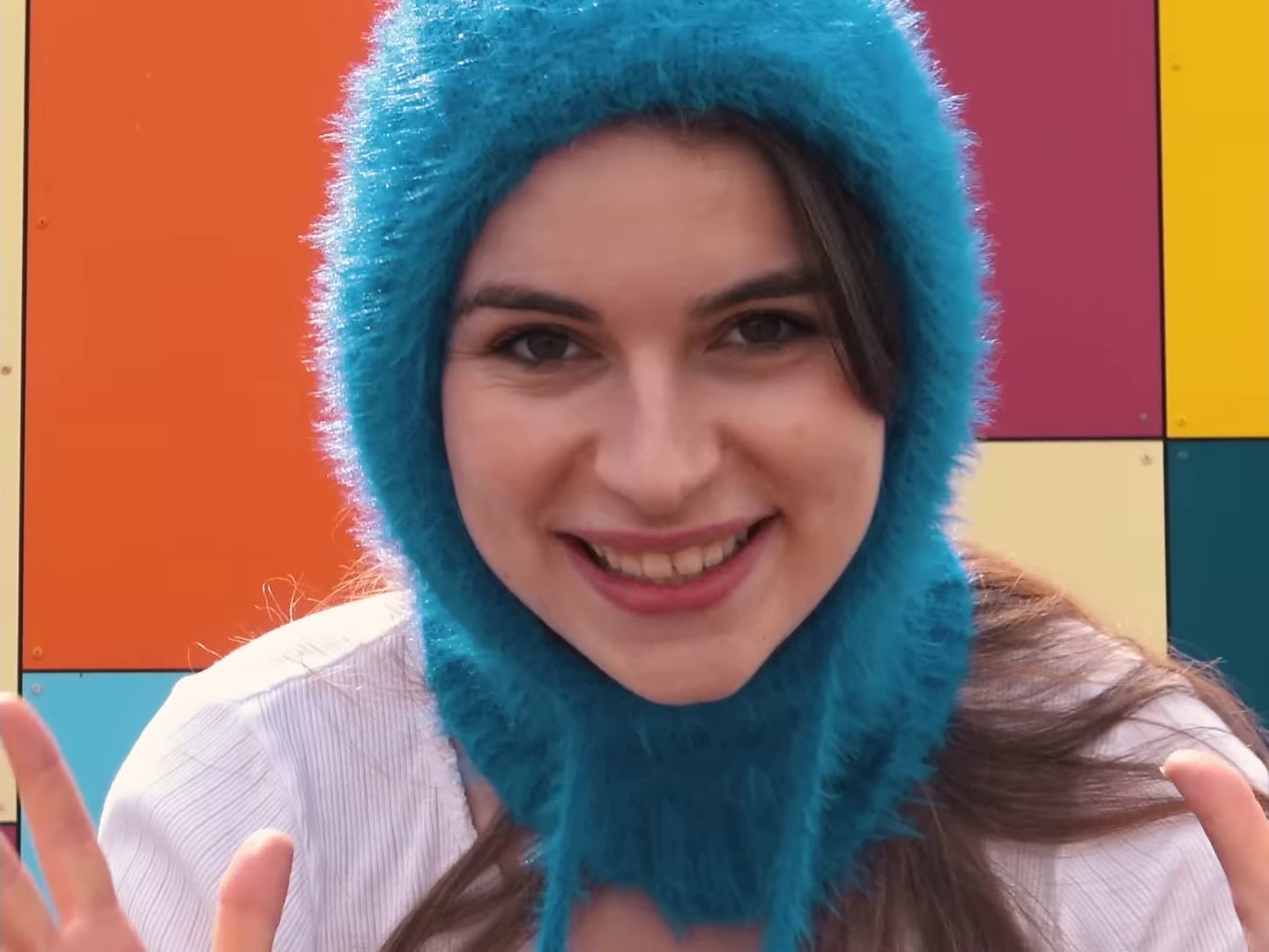 C'est drôle (2023) —  shot,  lighting