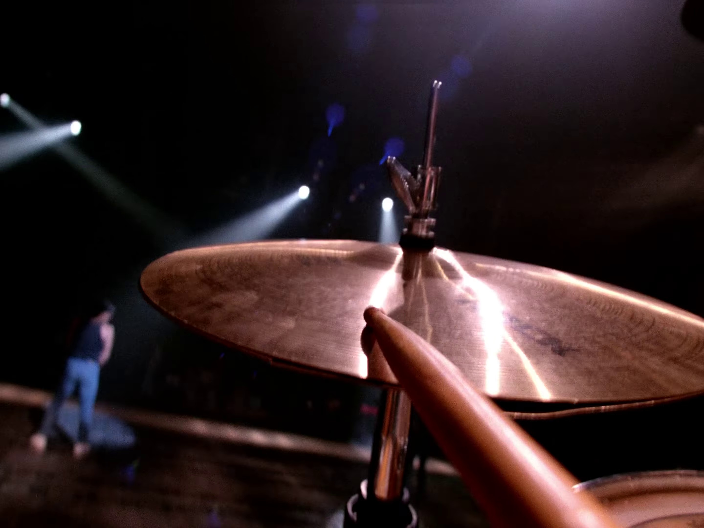 Thunderstruck (1990) —  shot,  lighting