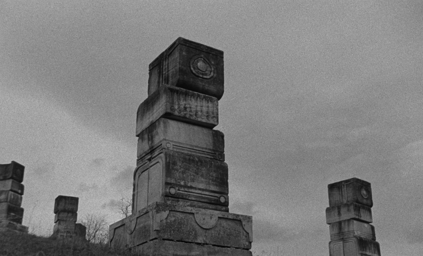 Last and First Men (2020) —  shot,  lighting