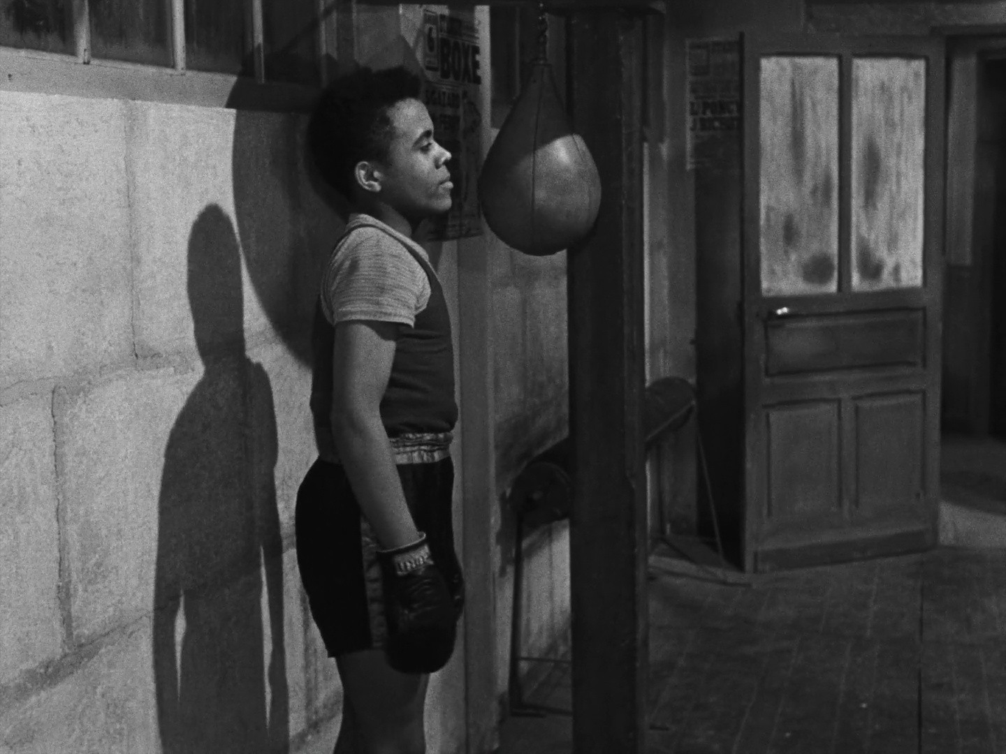 Air of Paris (1958) —  shot,  lighting