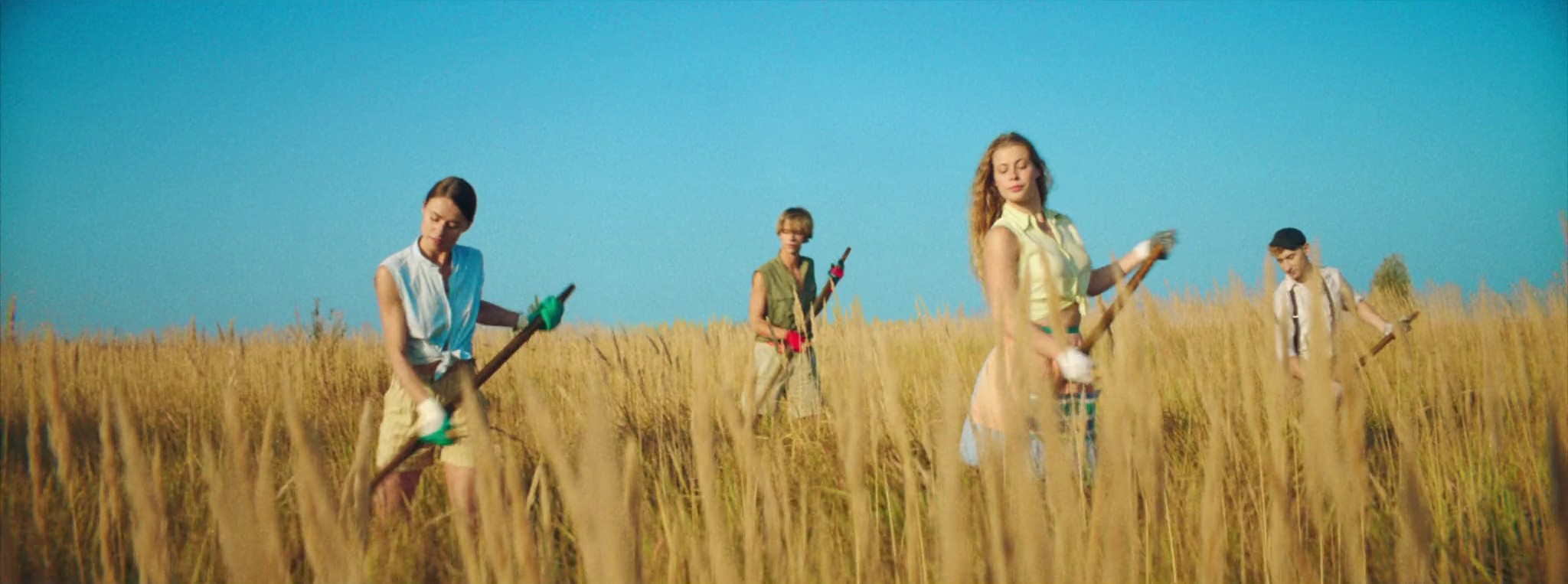 Miss You Everyday (2019) —  shot,  lighting