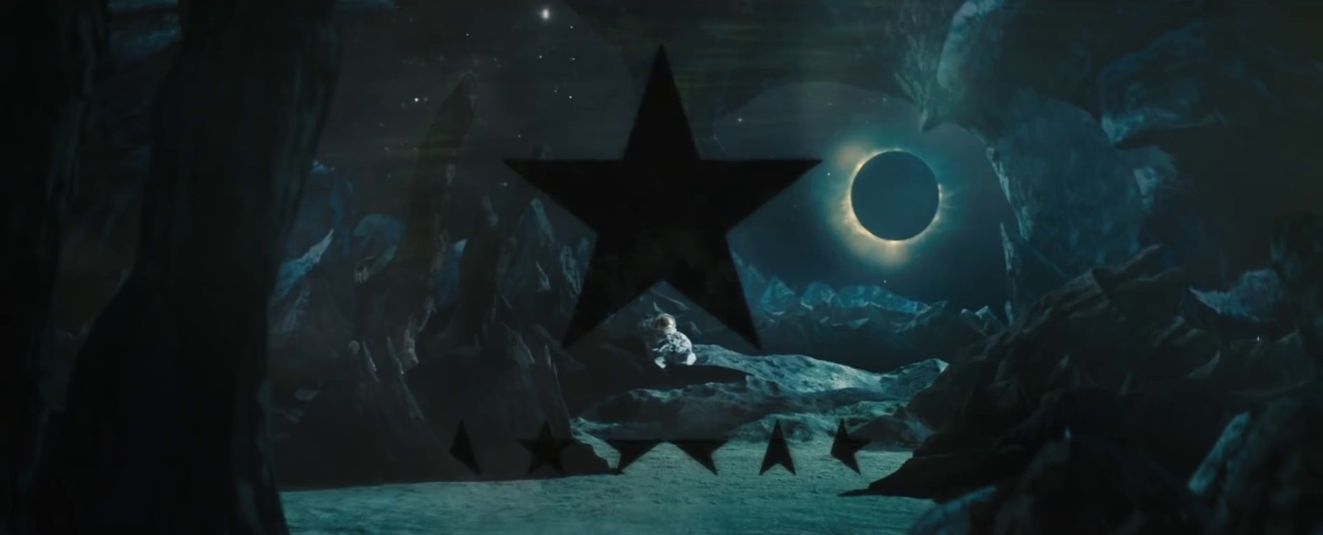 Blackstar (2015) —  shot,  lighting