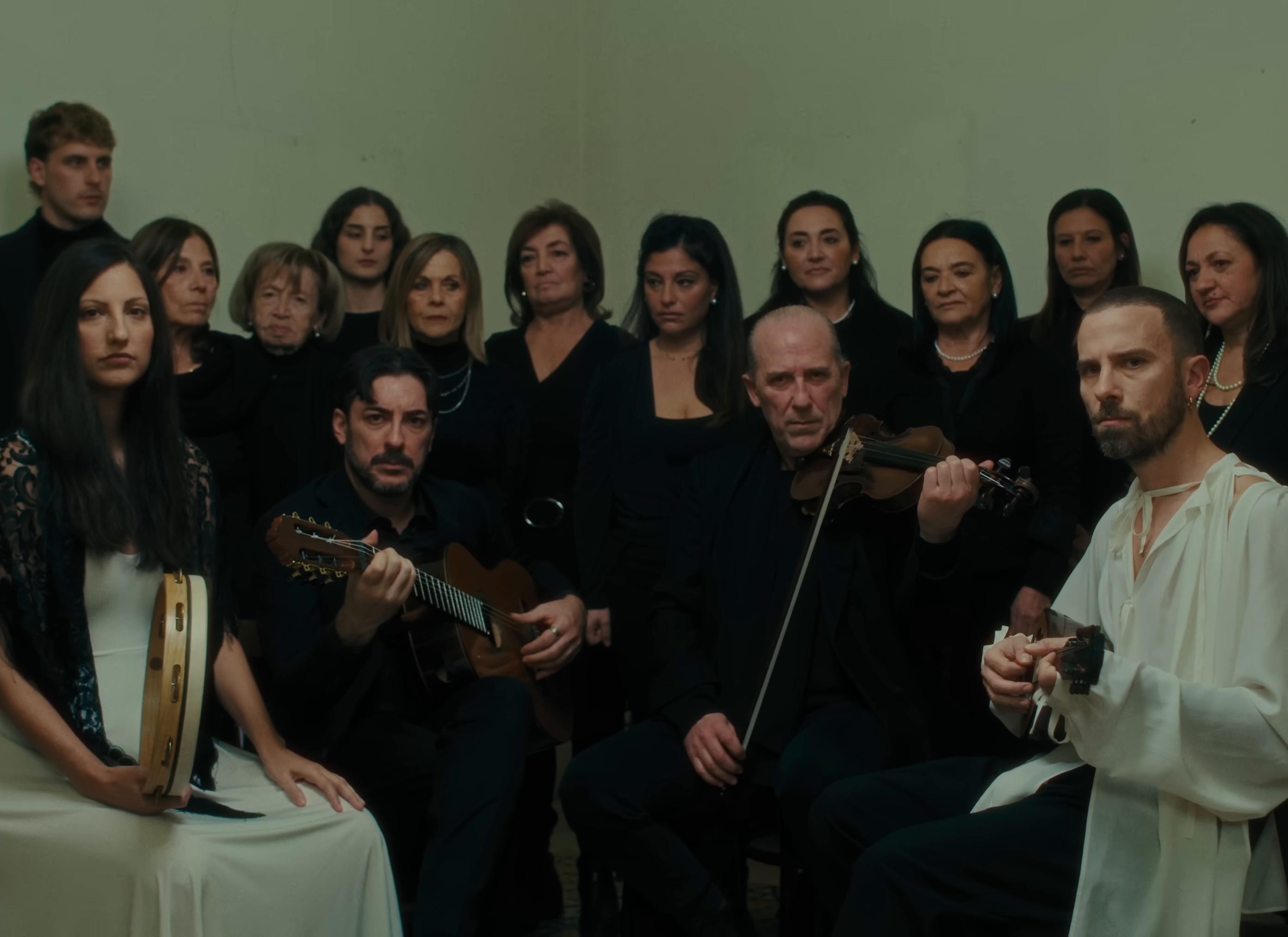 GUAPPARÌA (2025) —  shot,  lighting