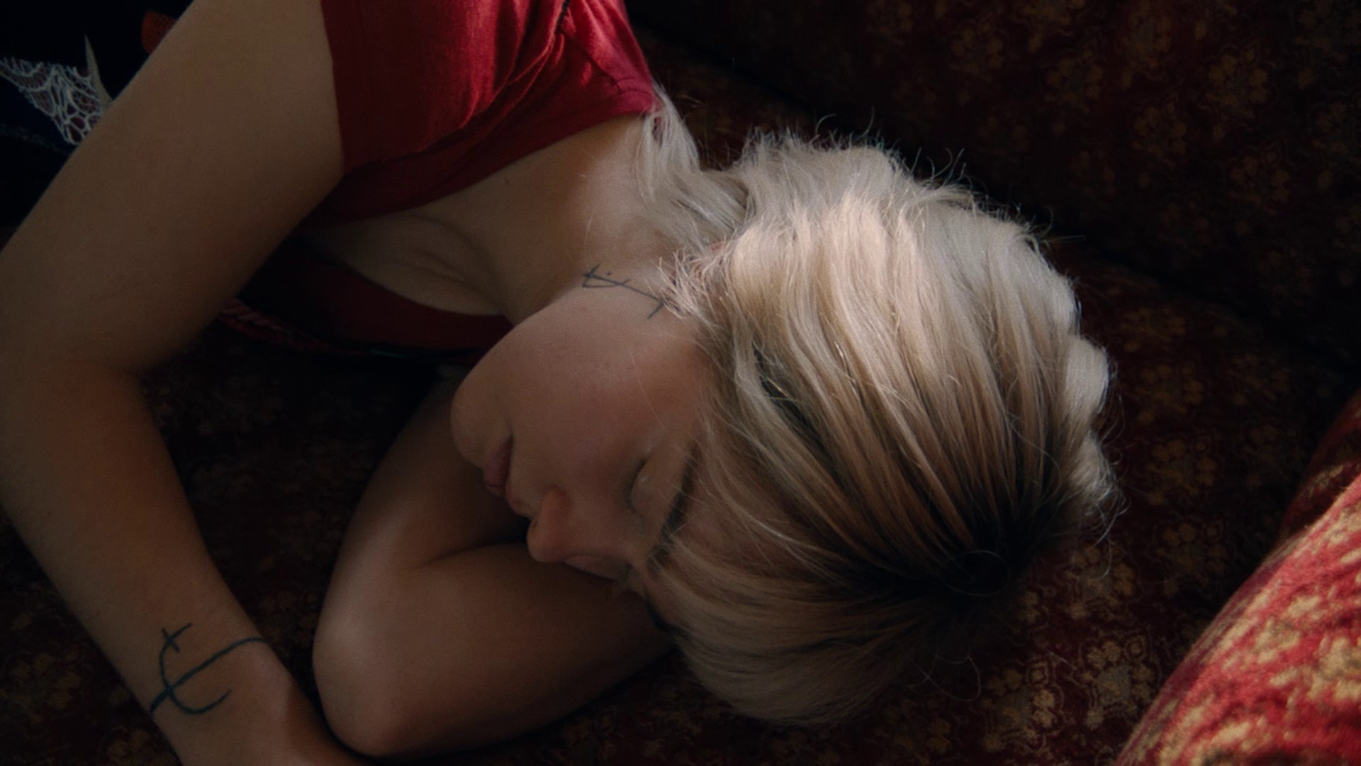 After Yang (2021) —  shot,  lighting