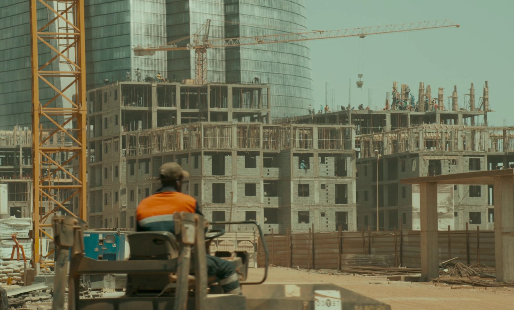 Atlantics (2019) —  shot,  lighting