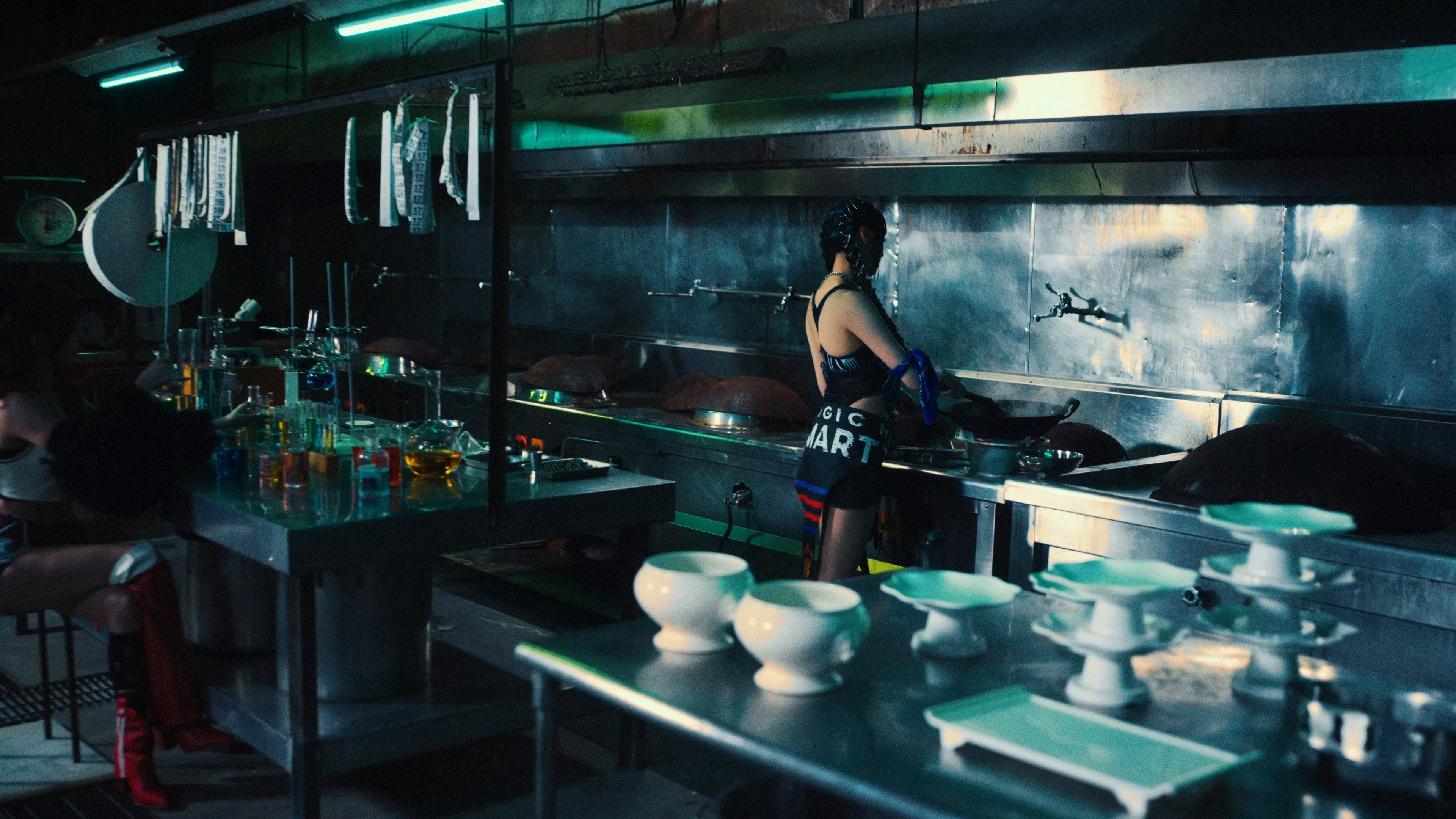 DOU YI DOU (2026) —  shot,  lighting