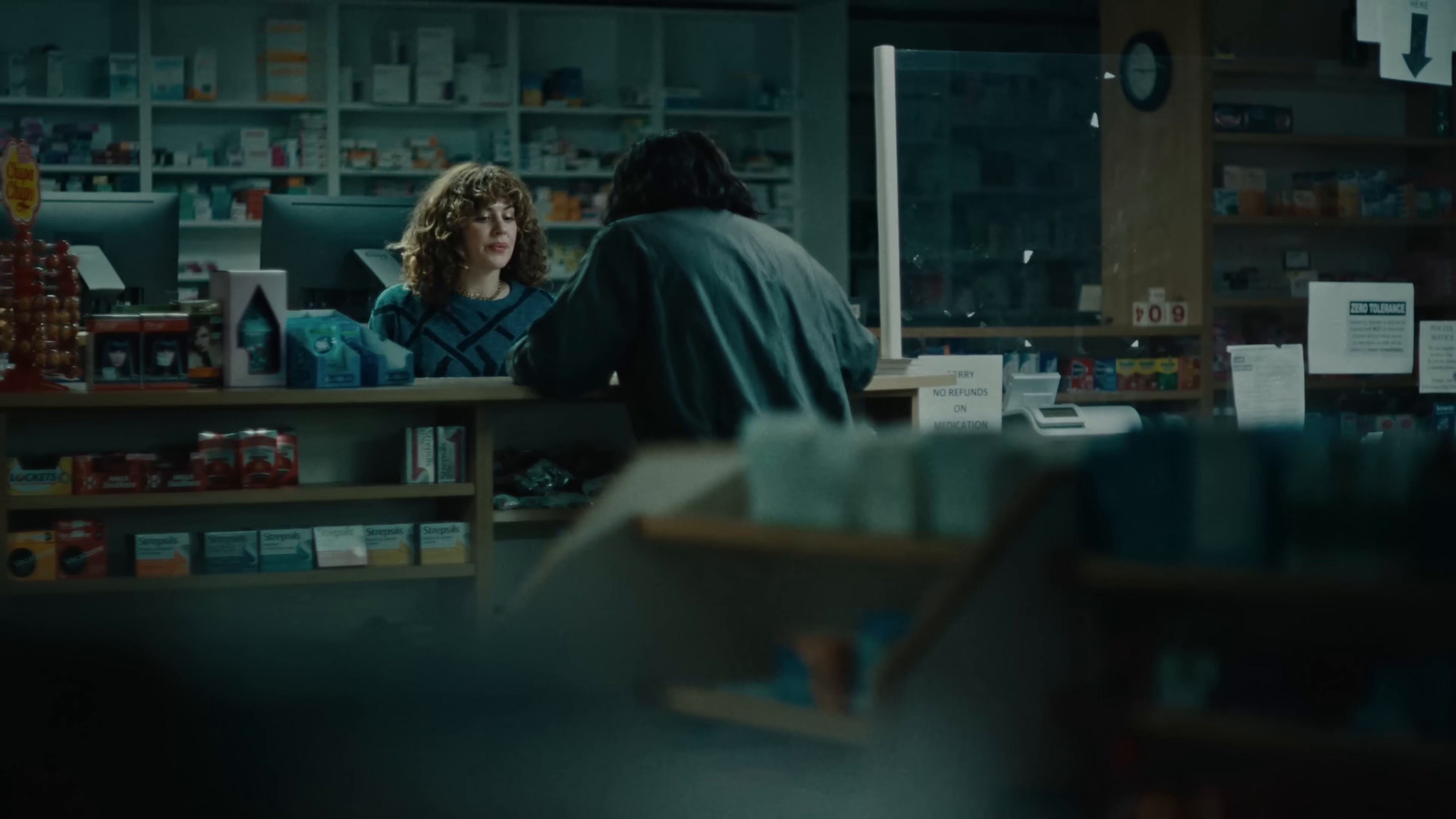 It's Amazing To Be Young (2025) —  shot,  lighting