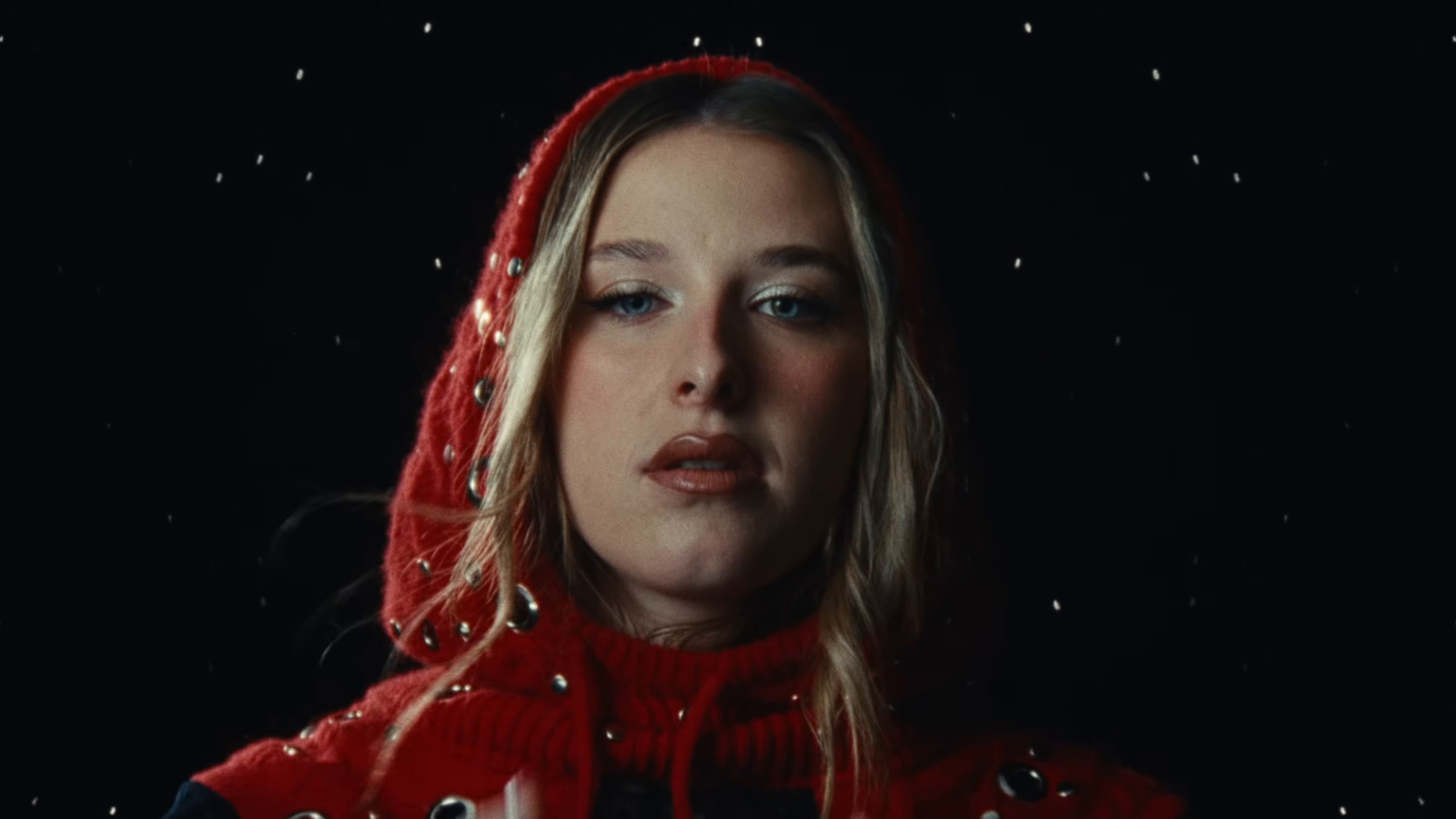 Capuche (2026) —  shot,  lighting