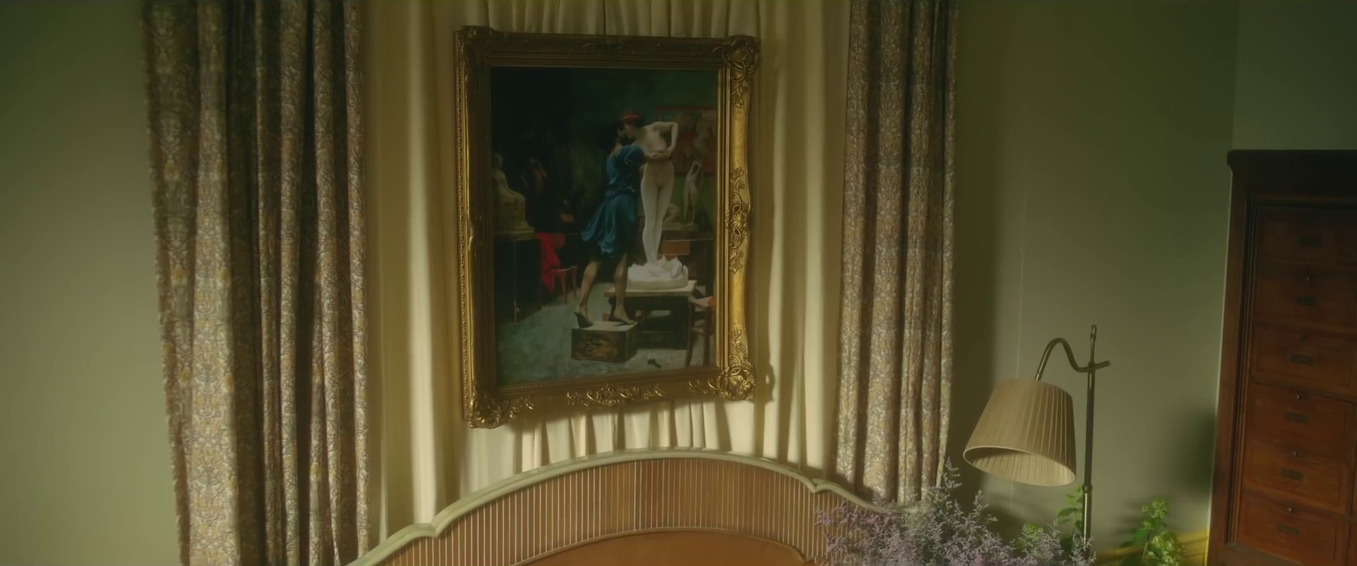 We don't talk together (2019) —  shot,  lighting