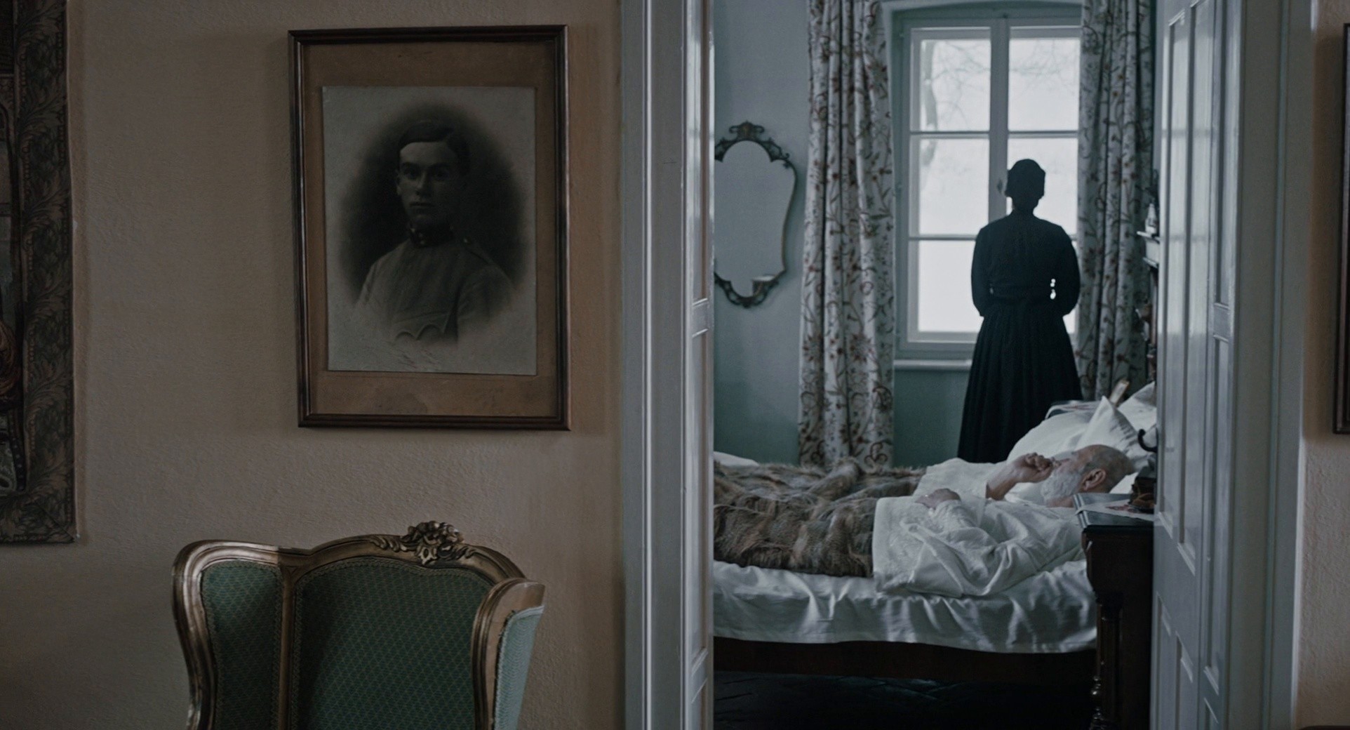 Manor House (2020) —  shot,  lighting