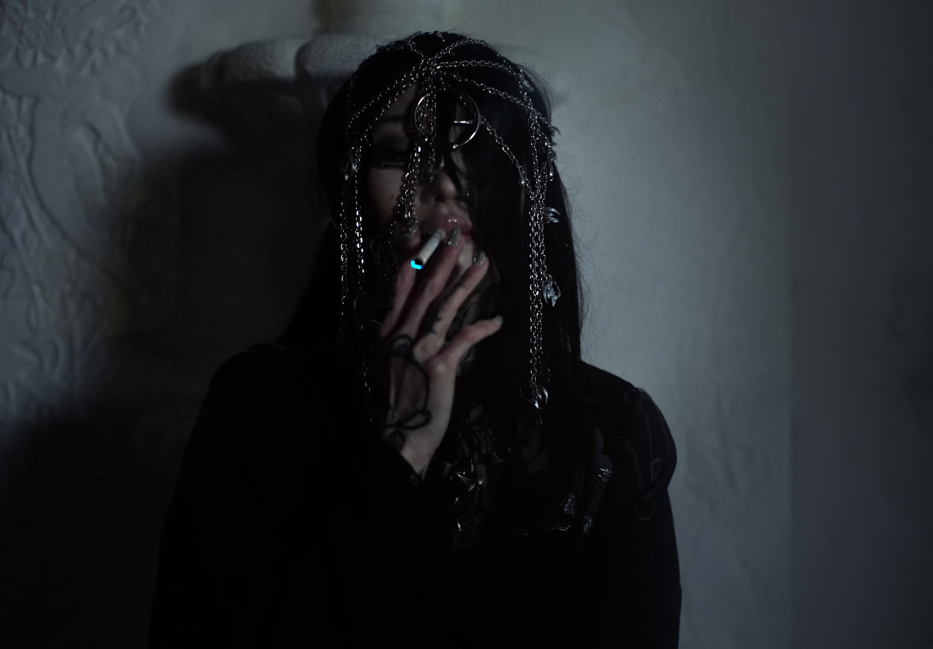 Evangelic Girl is a Gun (2025) —  shot,  lighting