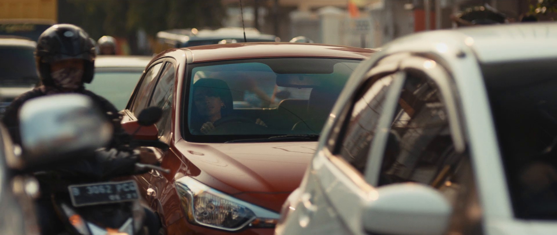 Shell go well (2019) —  shot,  lighting