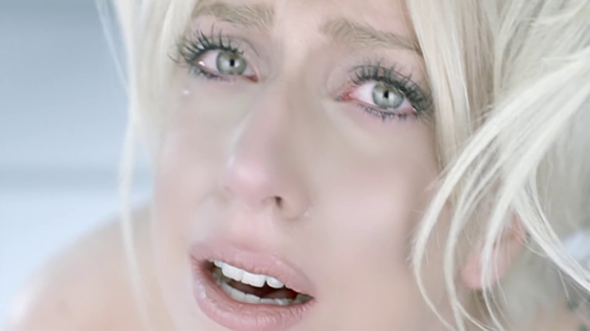 Bad Romance (2009) —  shot,  lighting