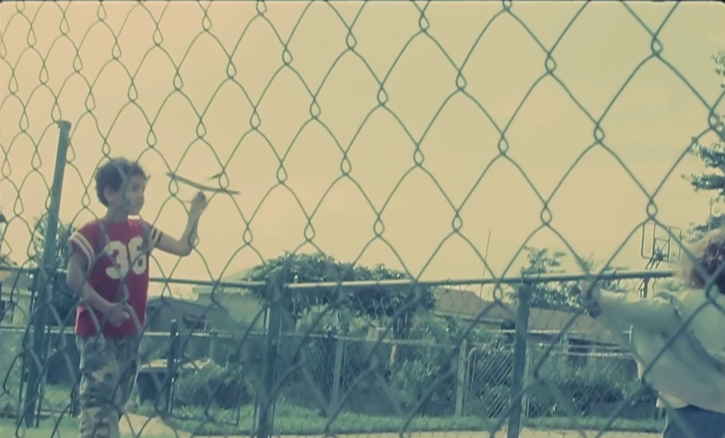 Doesn't Remind Me (2009) —  shot,  lighting