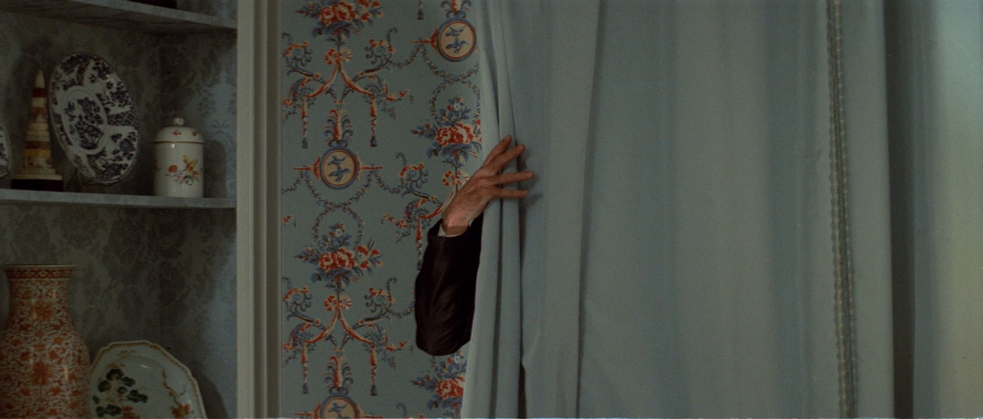 Playing with Fire (1975) —  shot,  lighting