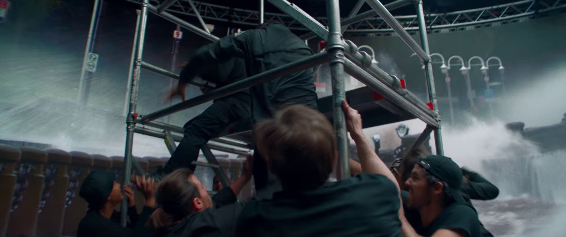 L'odeur de l'essence (2021) —  shot,  lighting