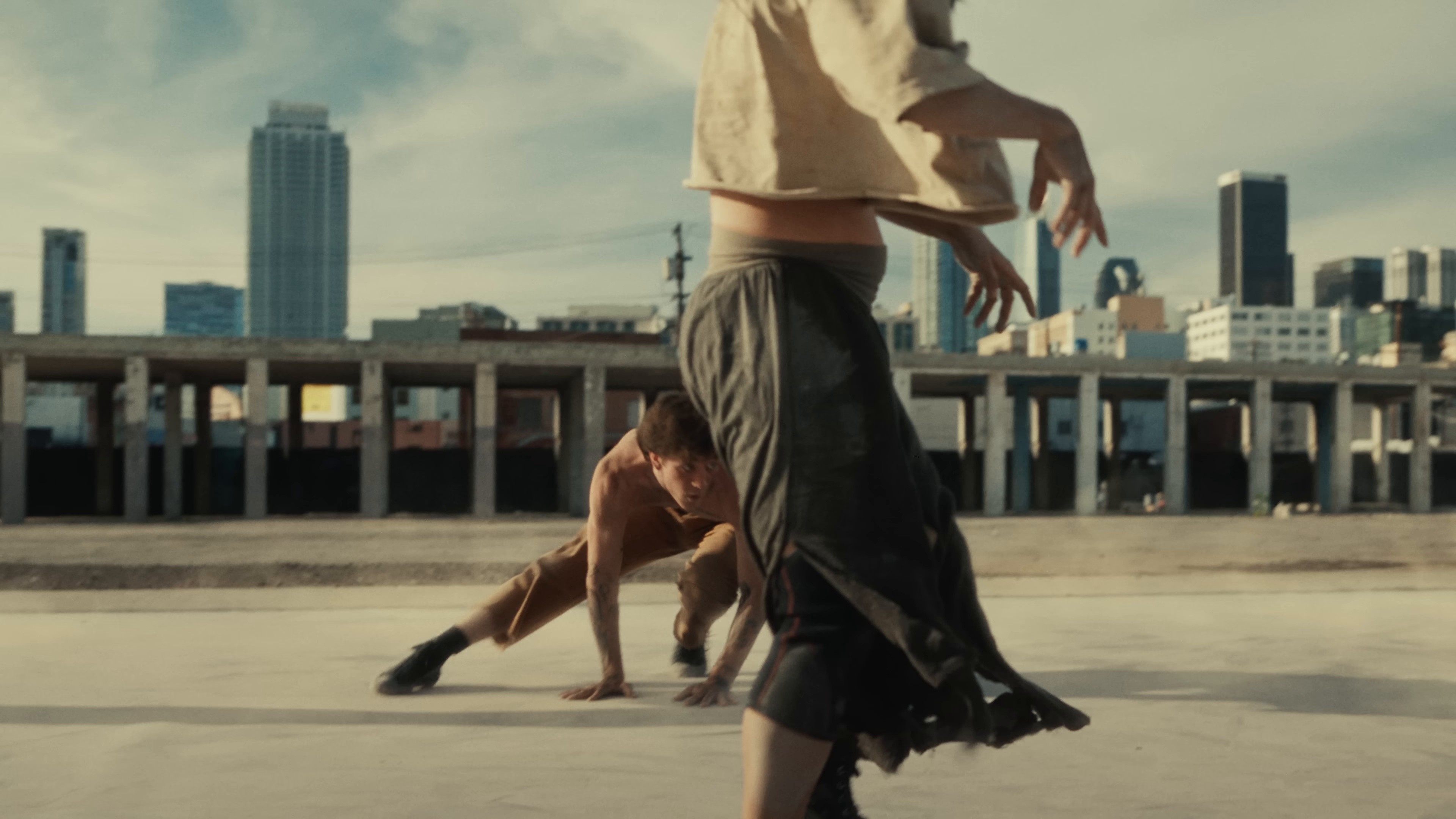 Beautiful People (2025) —  shot,  lighting