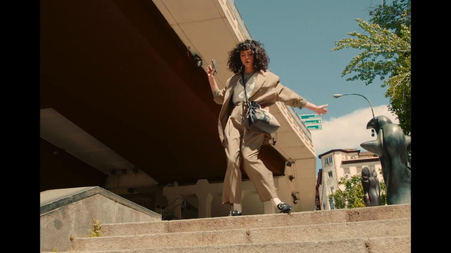 ANEKKE CITY (2022) —  shot,  lighting