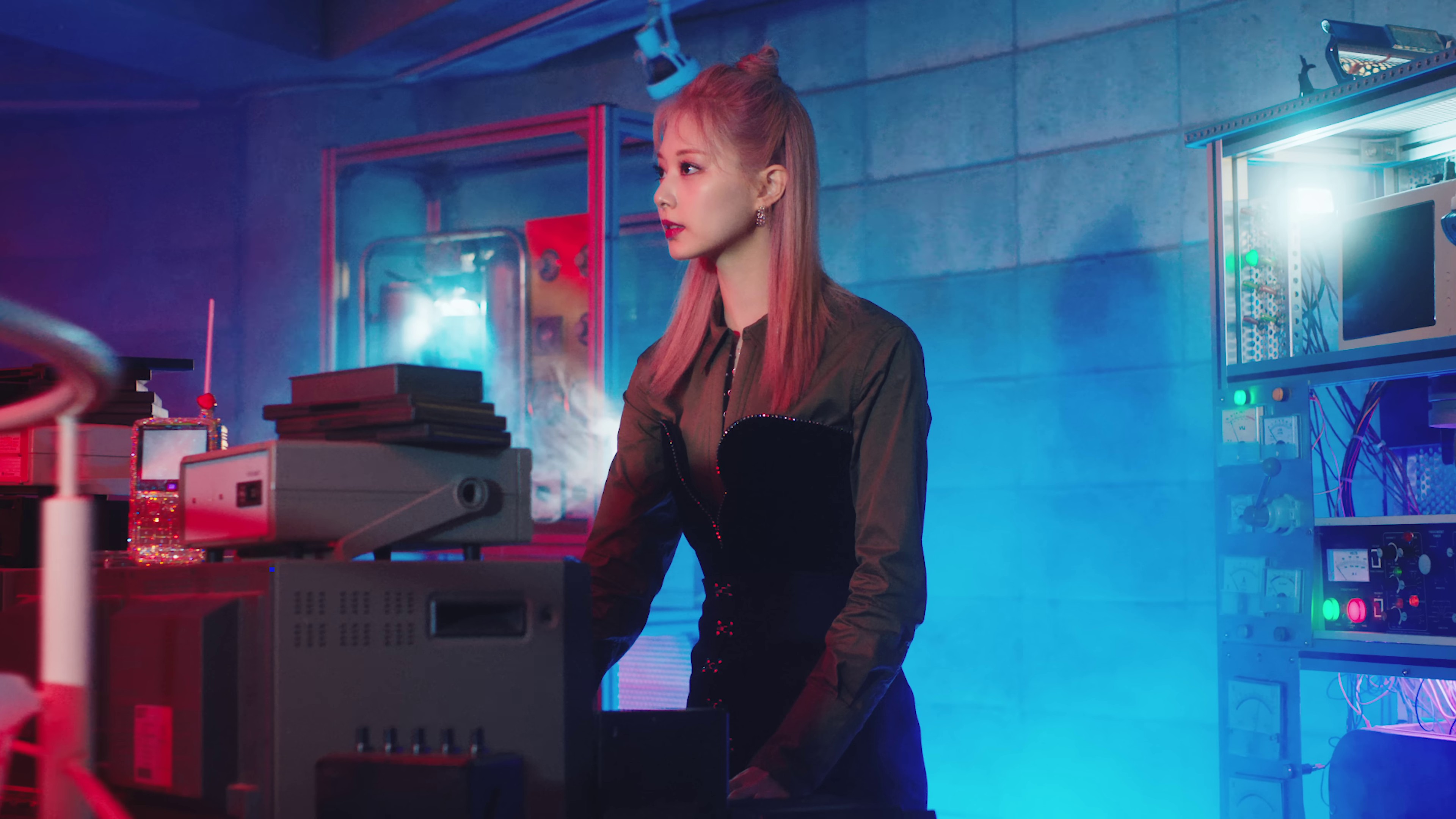 Talk that Talk (2022) —  shot,  lighting