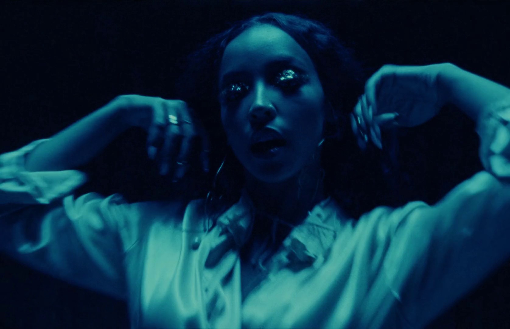 The Worst In Me (2020) —  shot,  lighting